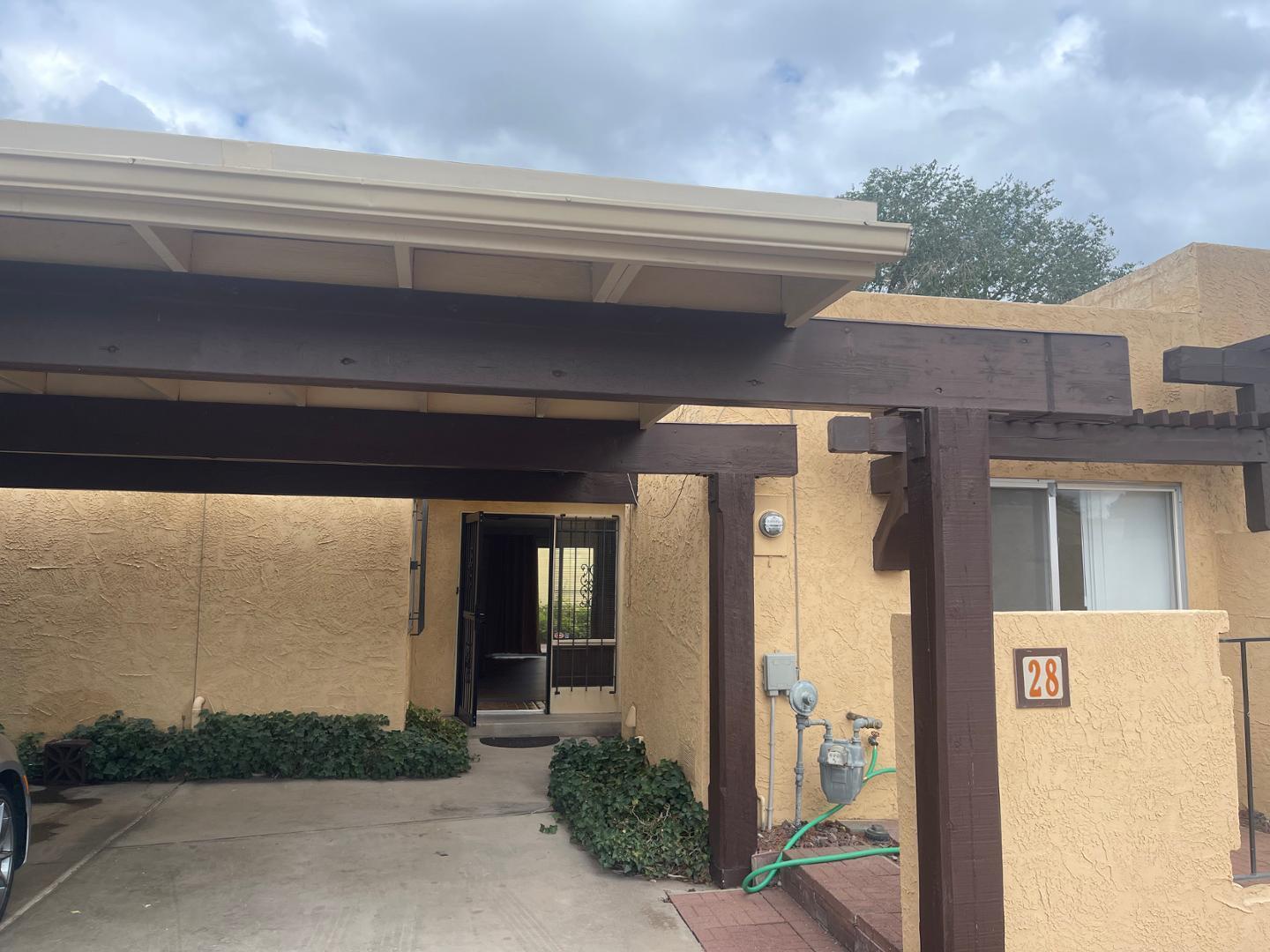 28 Casa Hermosa Drive NE, Albuquerque, NM 87123