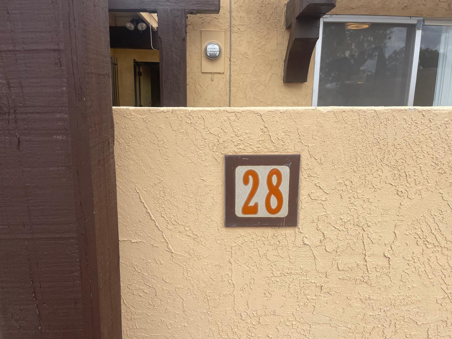 Photo 10 — 28 Casa Hermosa Drive NE