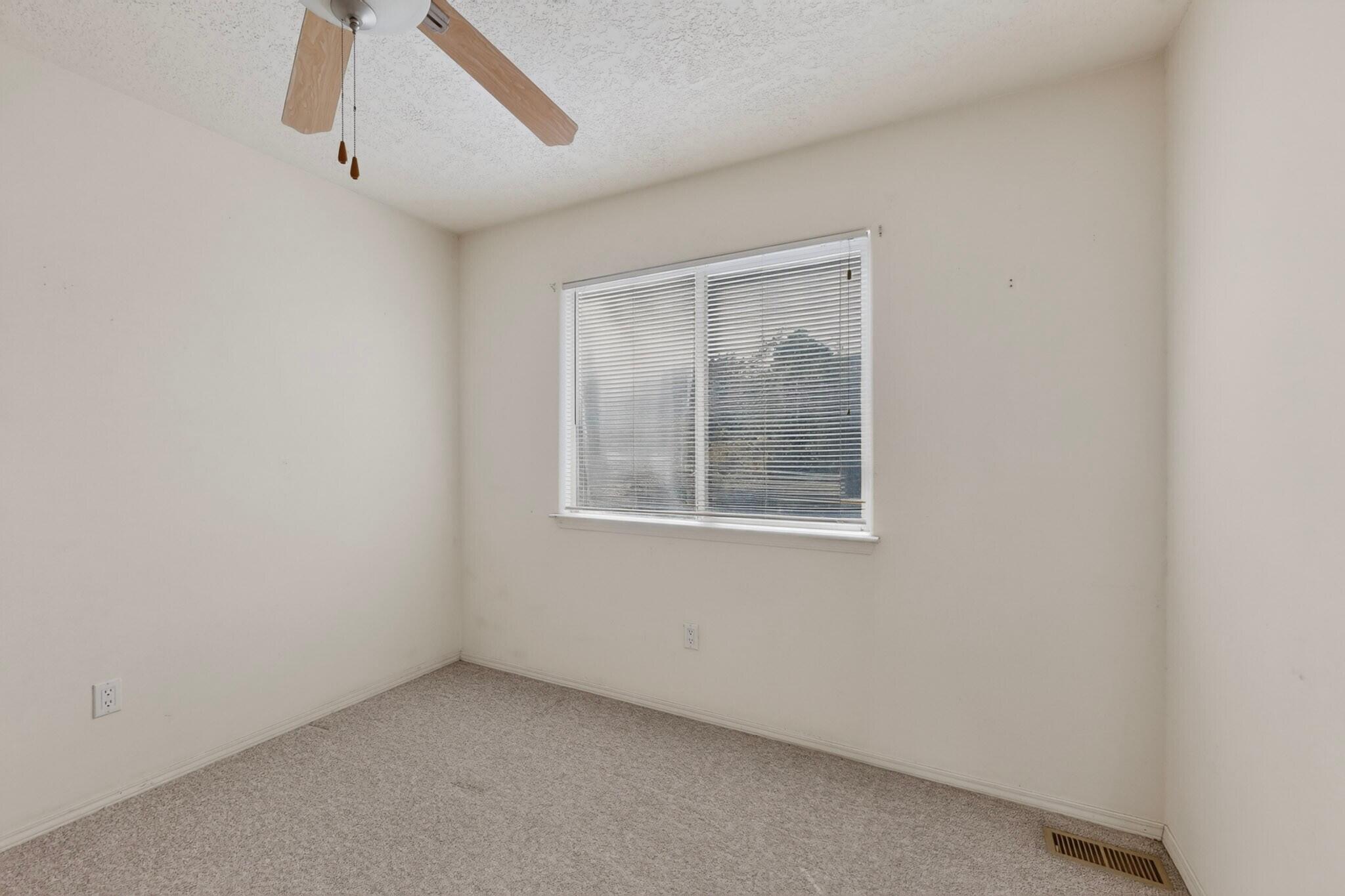 Photo 17 — 5339 La Colonia Drive NW
