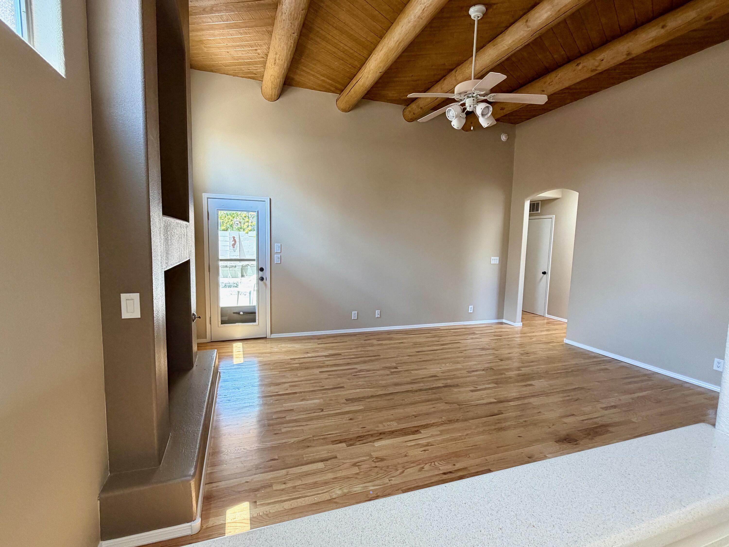 Photo 11 — 10305 Arroyo Crest Drive NW