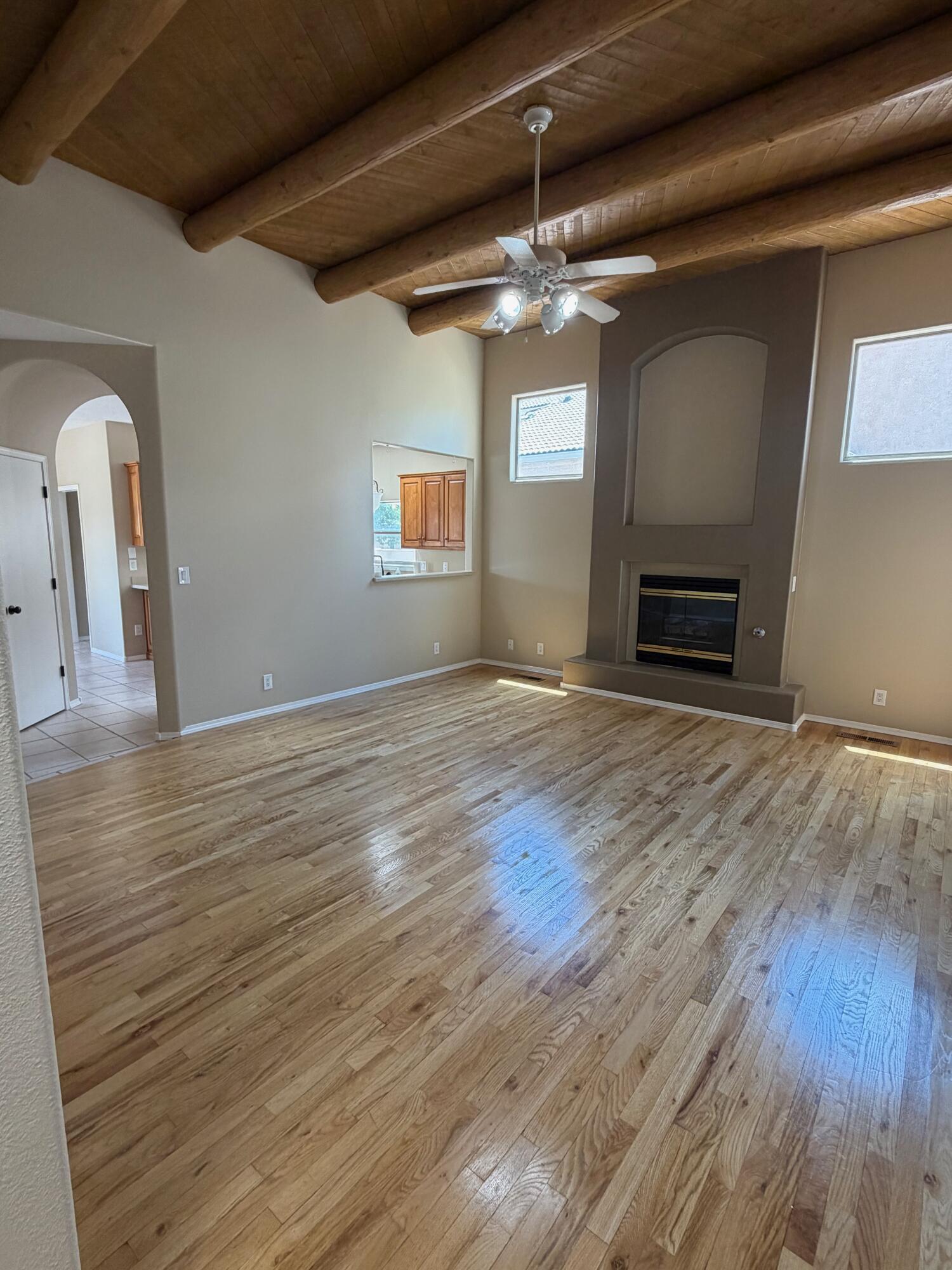 Photo 10 — 10305 Arroyo Crest Drive NW