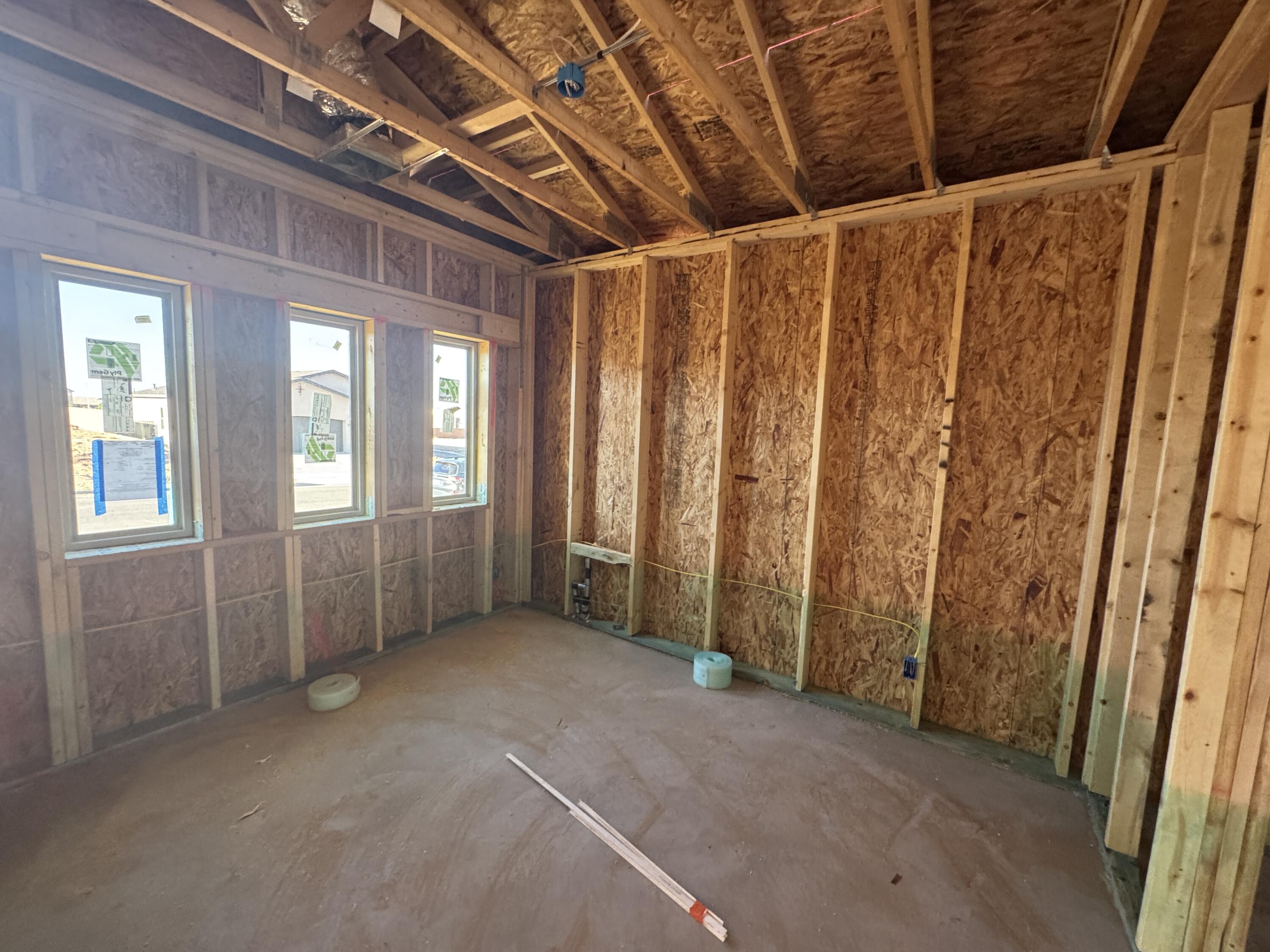 Photo 4 — 4863 Manzano Peak Street SW