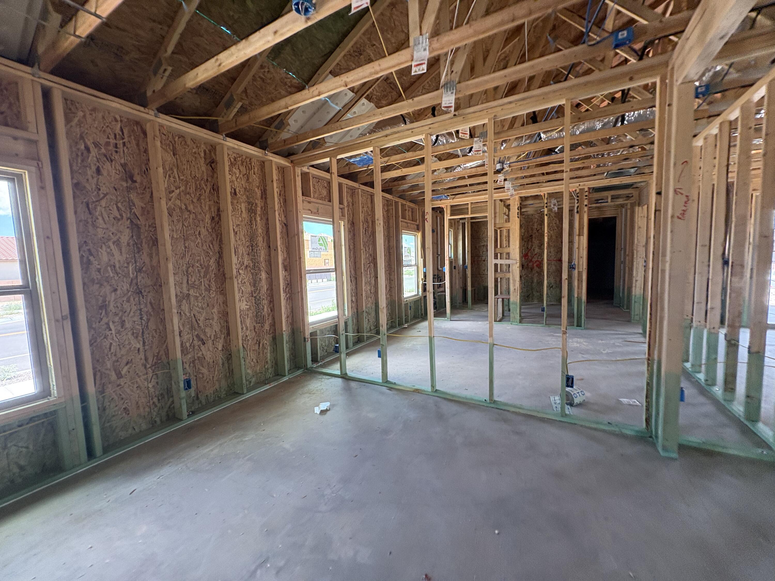 Photo 4 — 6120 Diebenkorn Drive SE
