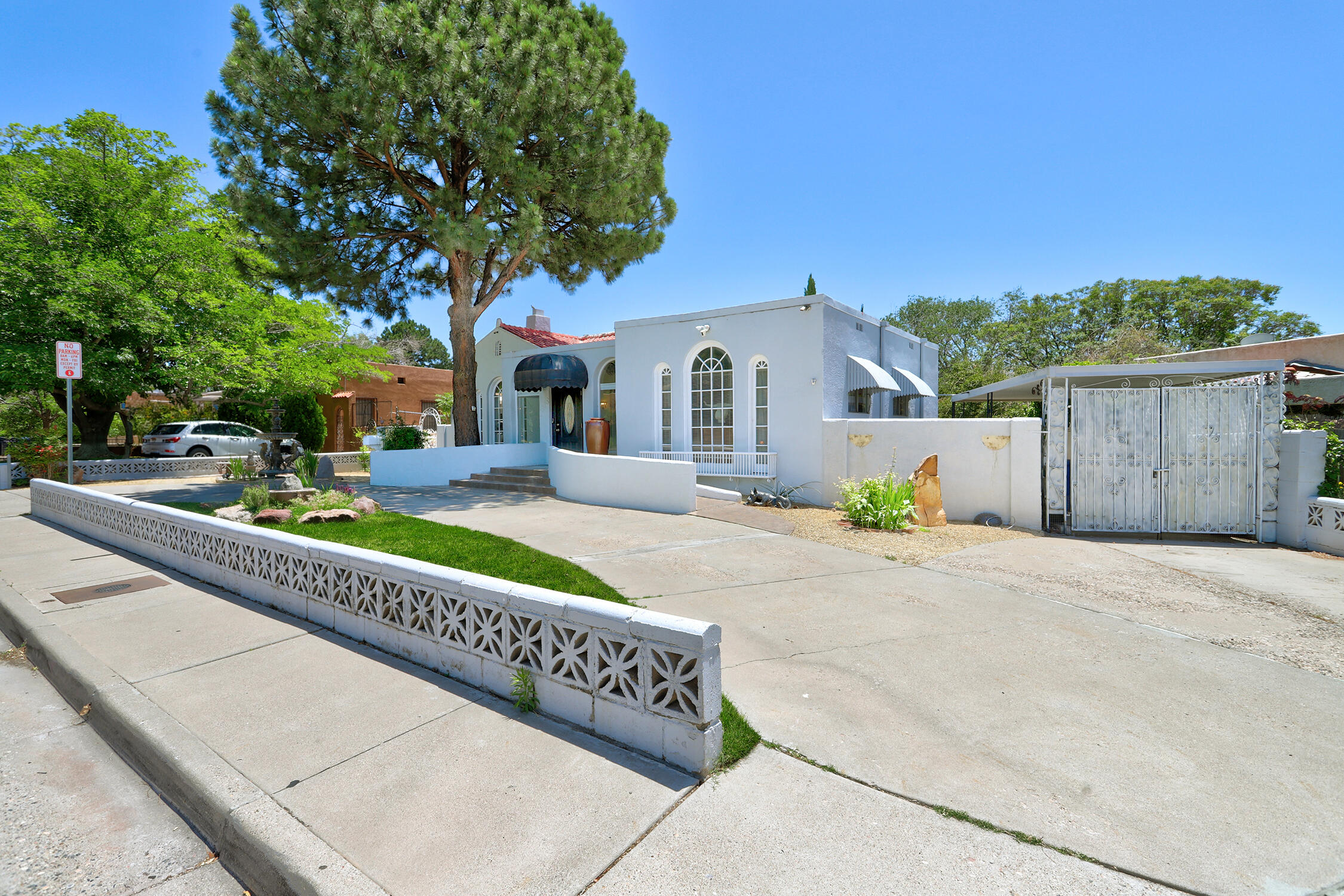 1606 Roma Avenue NE, Albuquerque, NM 87106