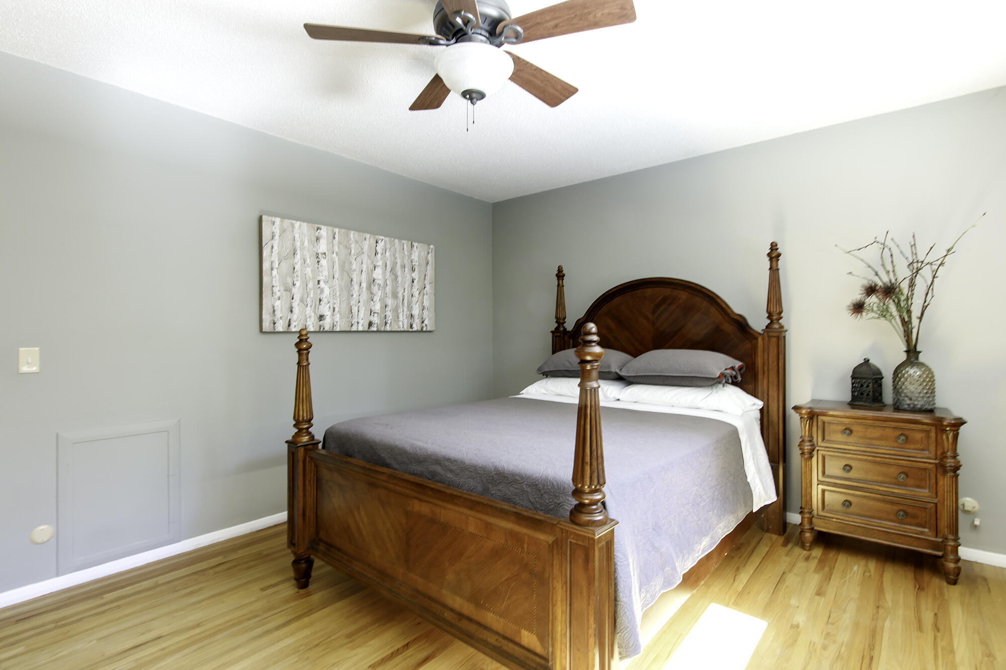 Photo 18 — 3410 Harwood Court NE