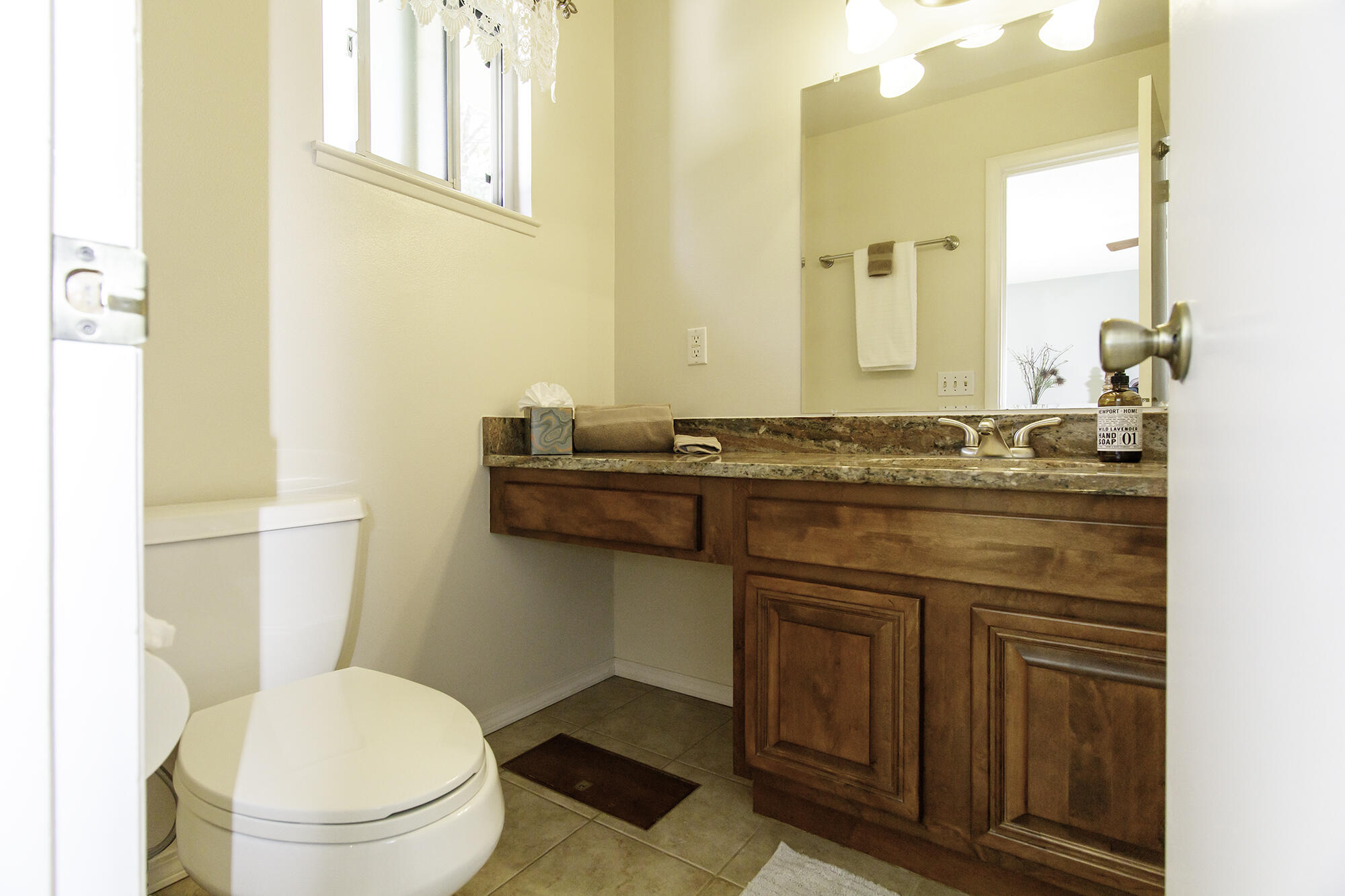 Photo 16 — 3410 Harwood Court NE