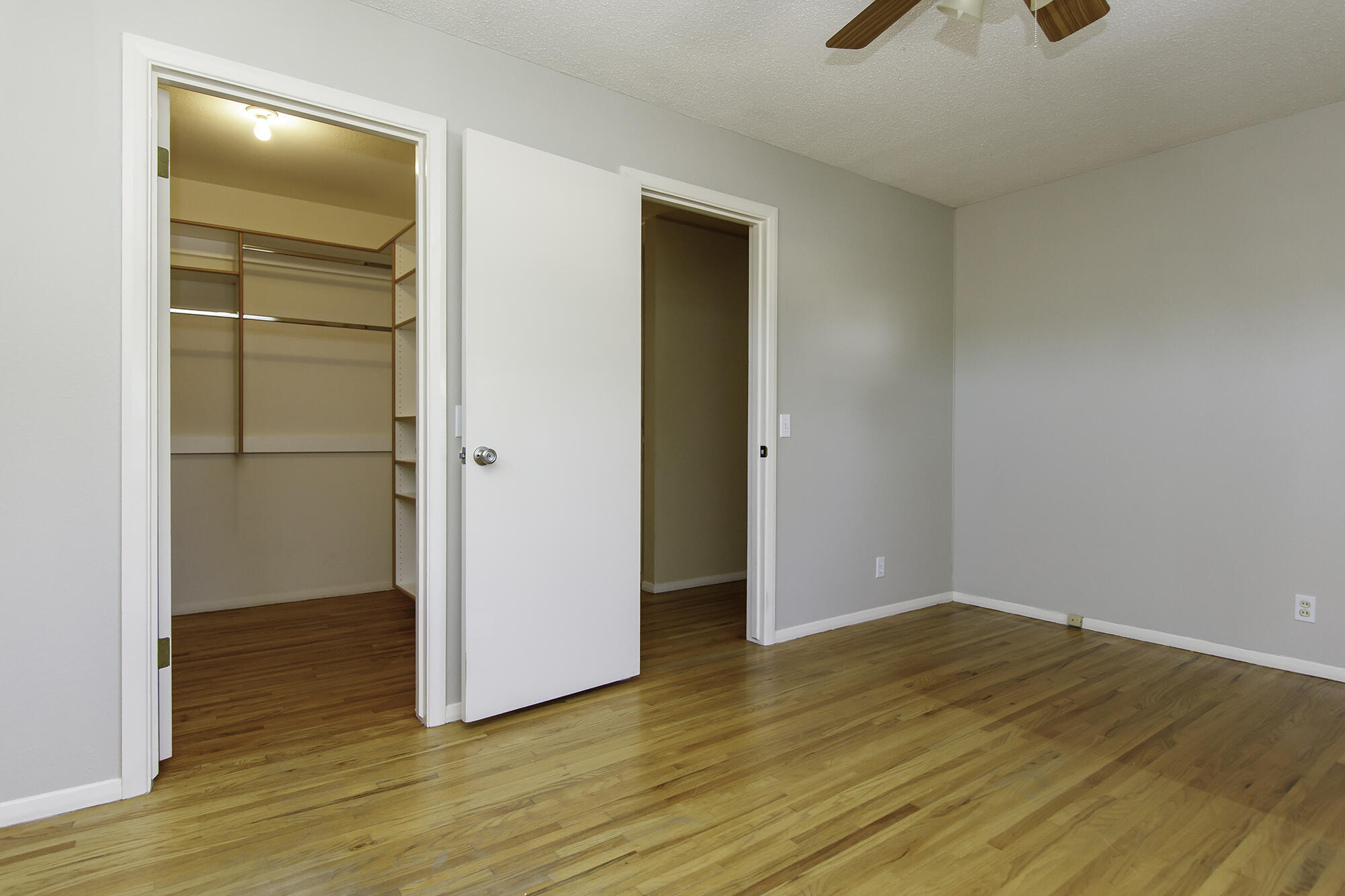 Photo 7 — 3410 Harwood Court NE