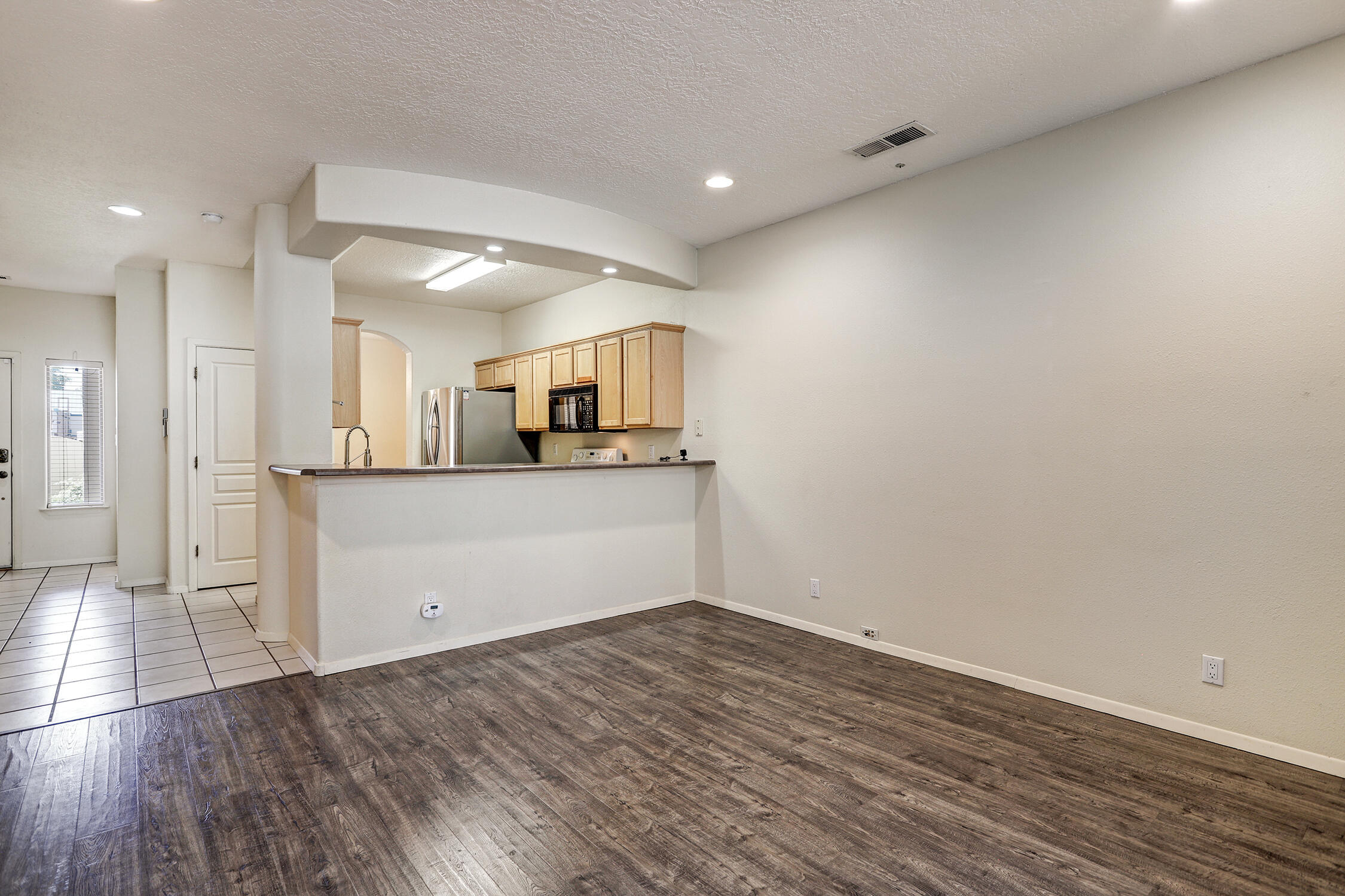Photo 14 — 4211 Pitt Place NE UNIT 3