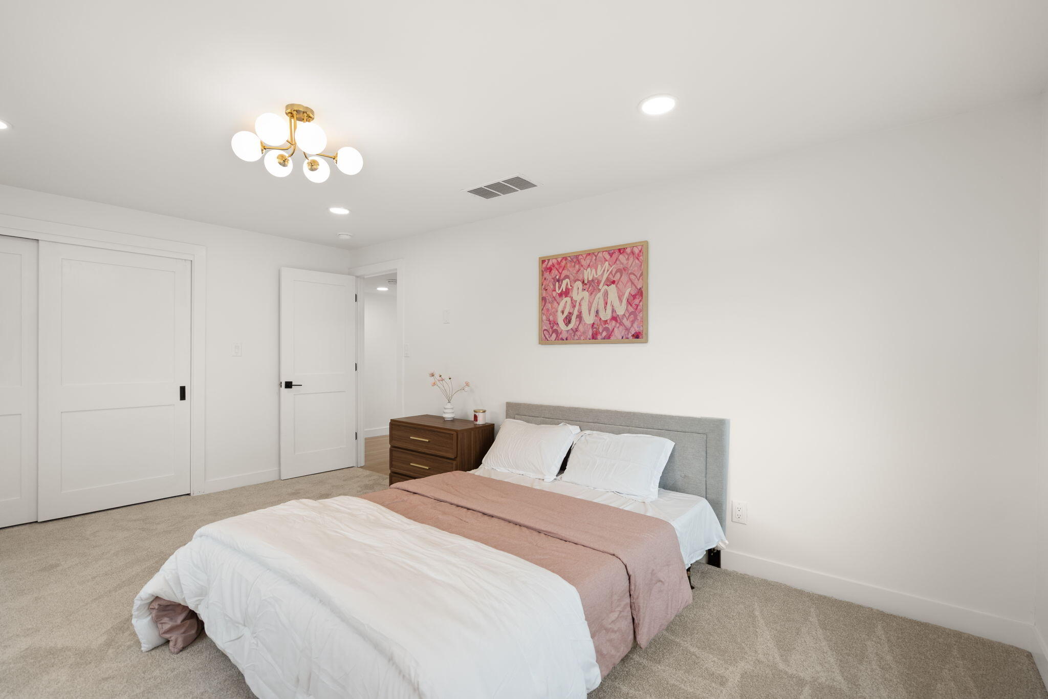 Photo 12 — 12300 Palomas Avenue NE