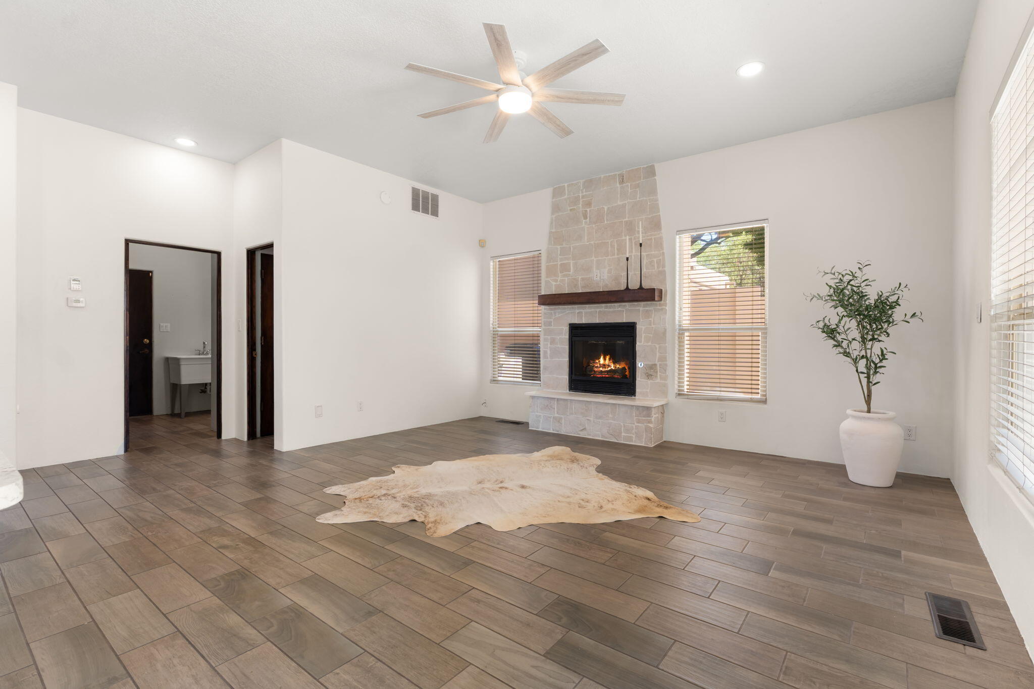 Photo 2 — 12800 Northern Sky Avenue NE