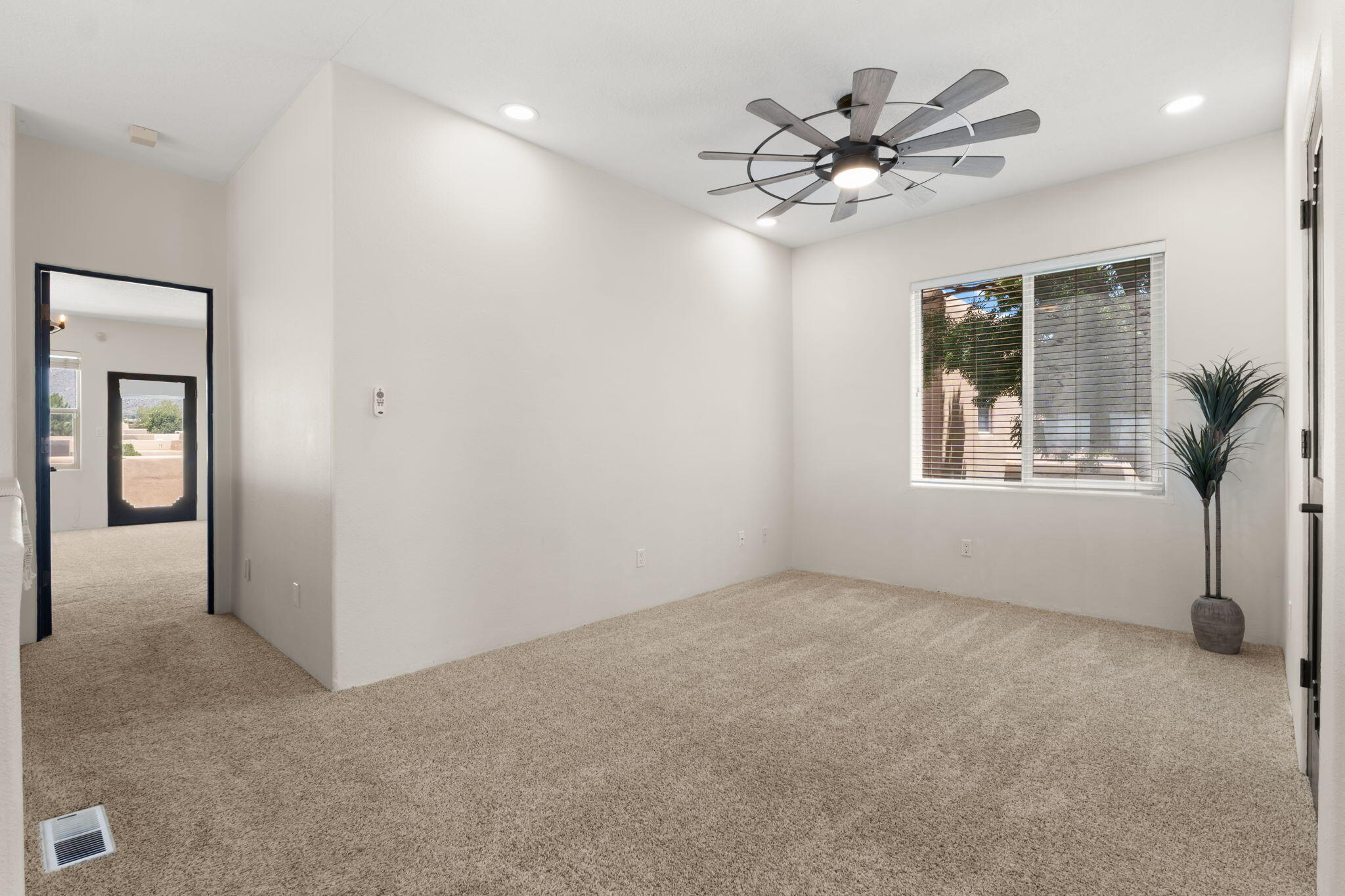 Photo 7 — 12800 Northern Sky Avenue NE