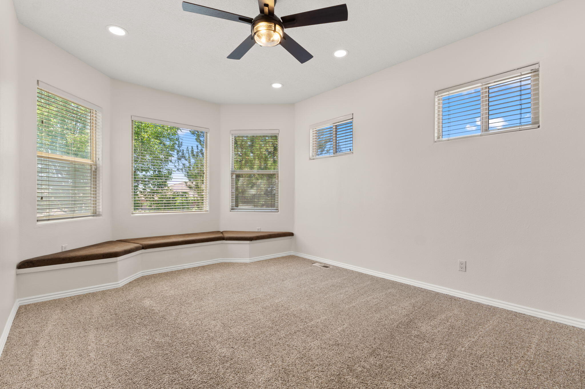 Photo 14 — 12800 Northern Sky Avenue NE