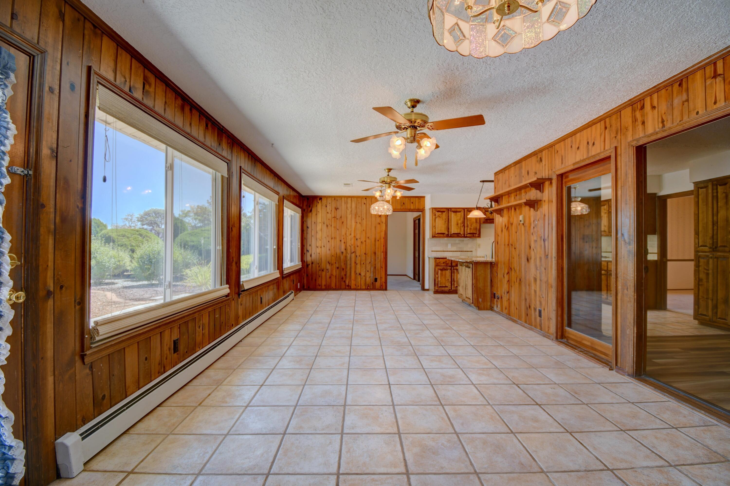 Photo 7 — 3907 Saint Andrews Drive SE