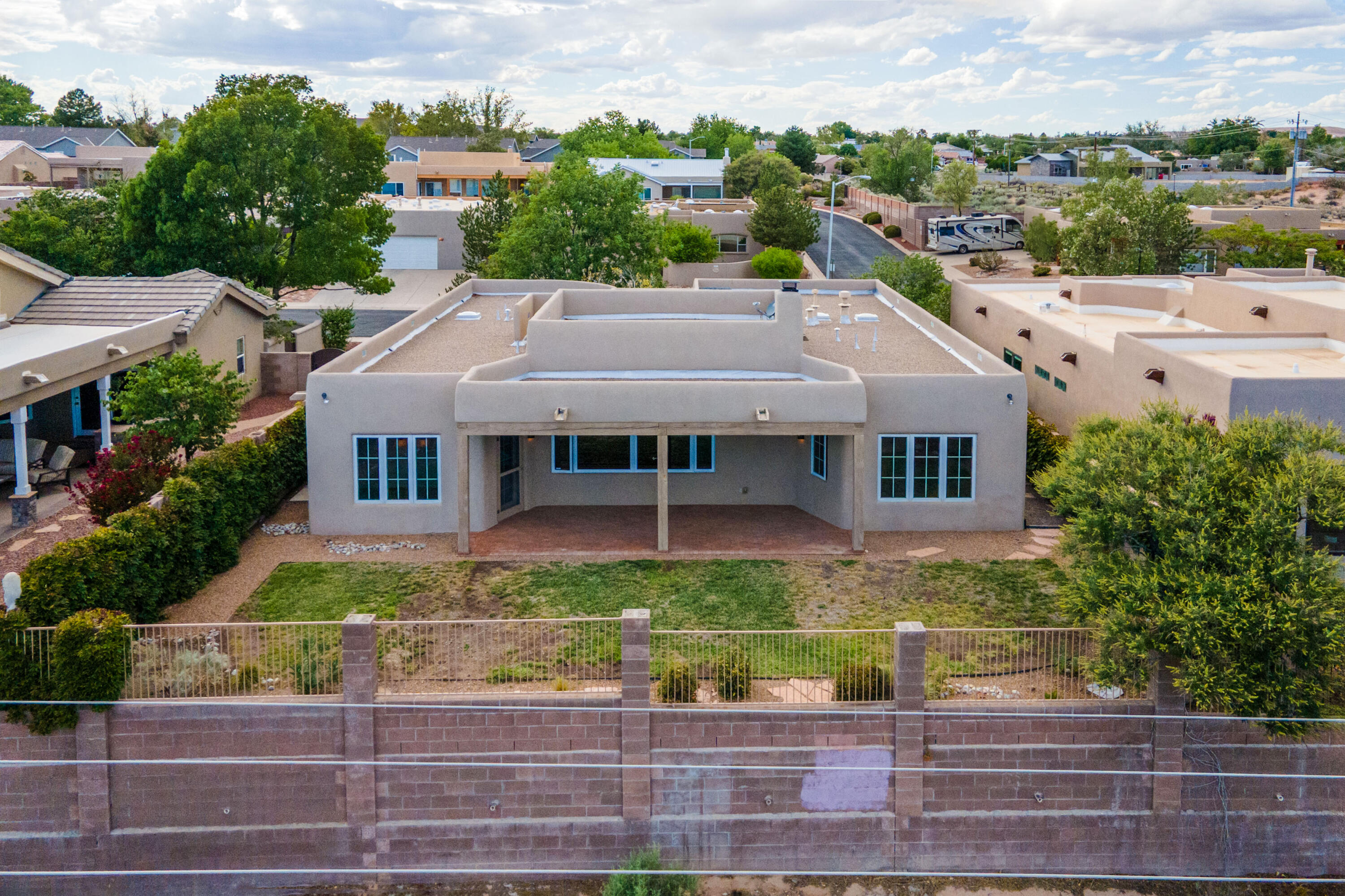 Photo 11 — 1050 Joshua Drive SE