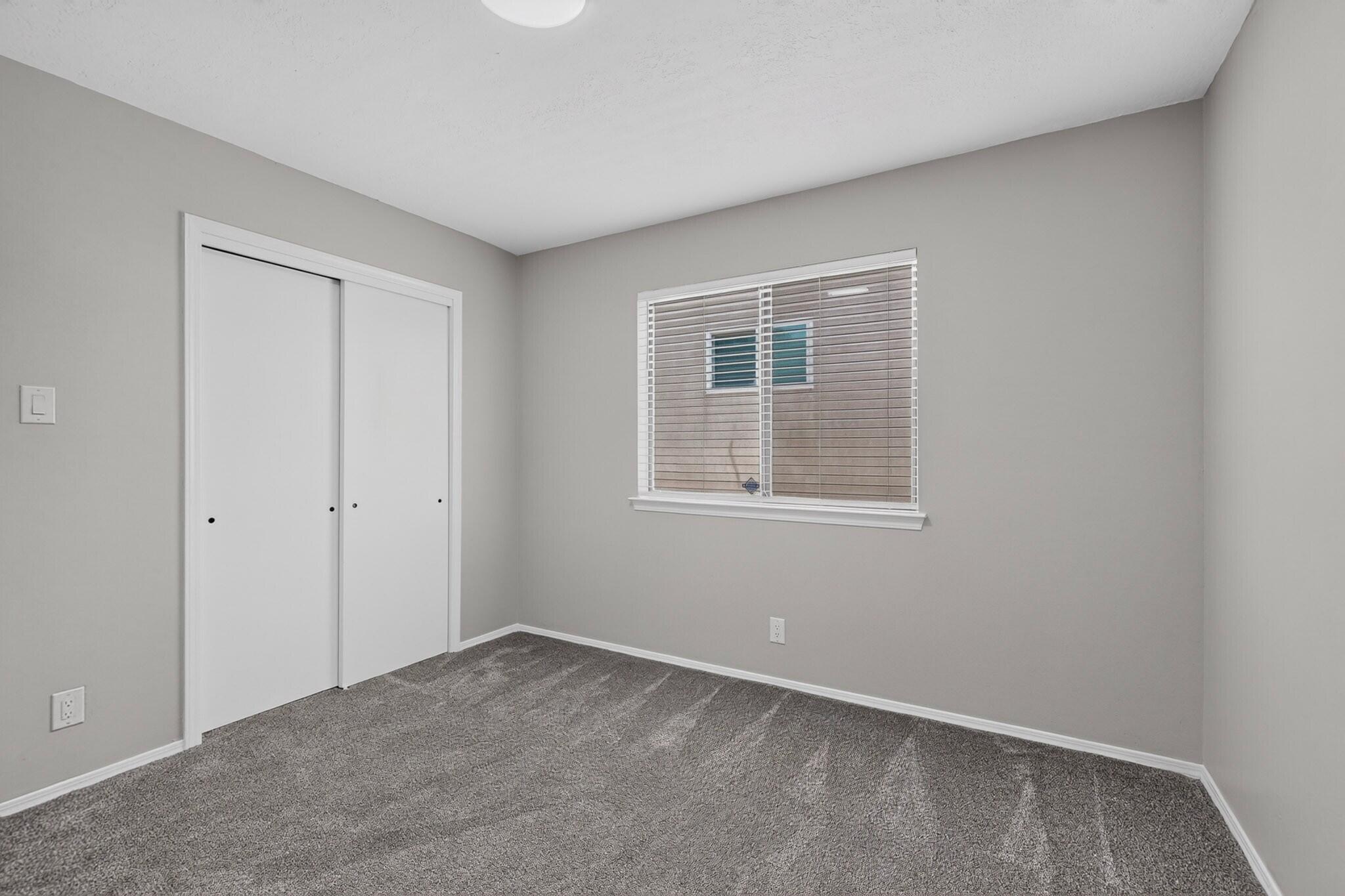 Photo 11 — 8314 Krim Drive NE