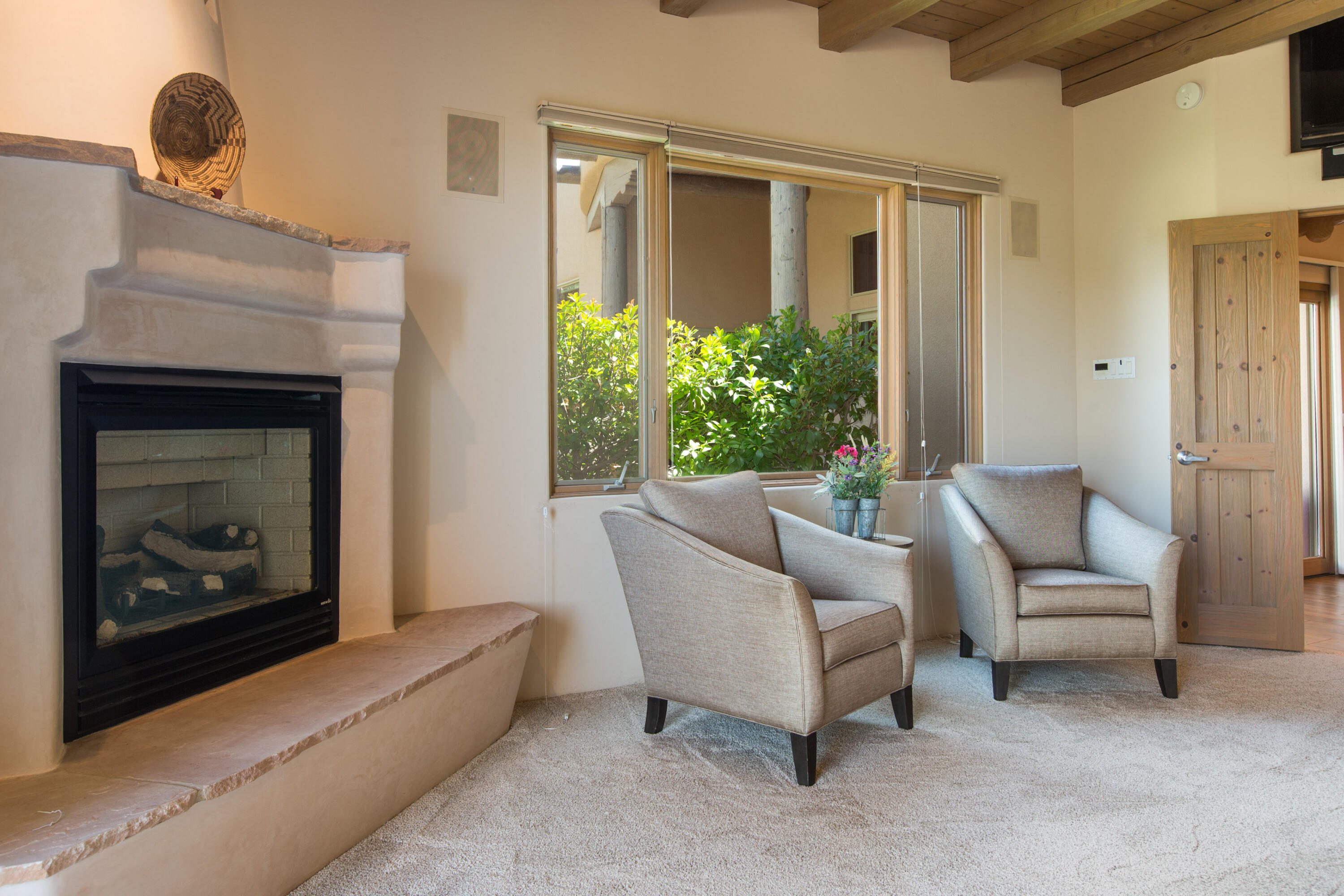 Photo 11 — 13501 Pino Canyon Place NE