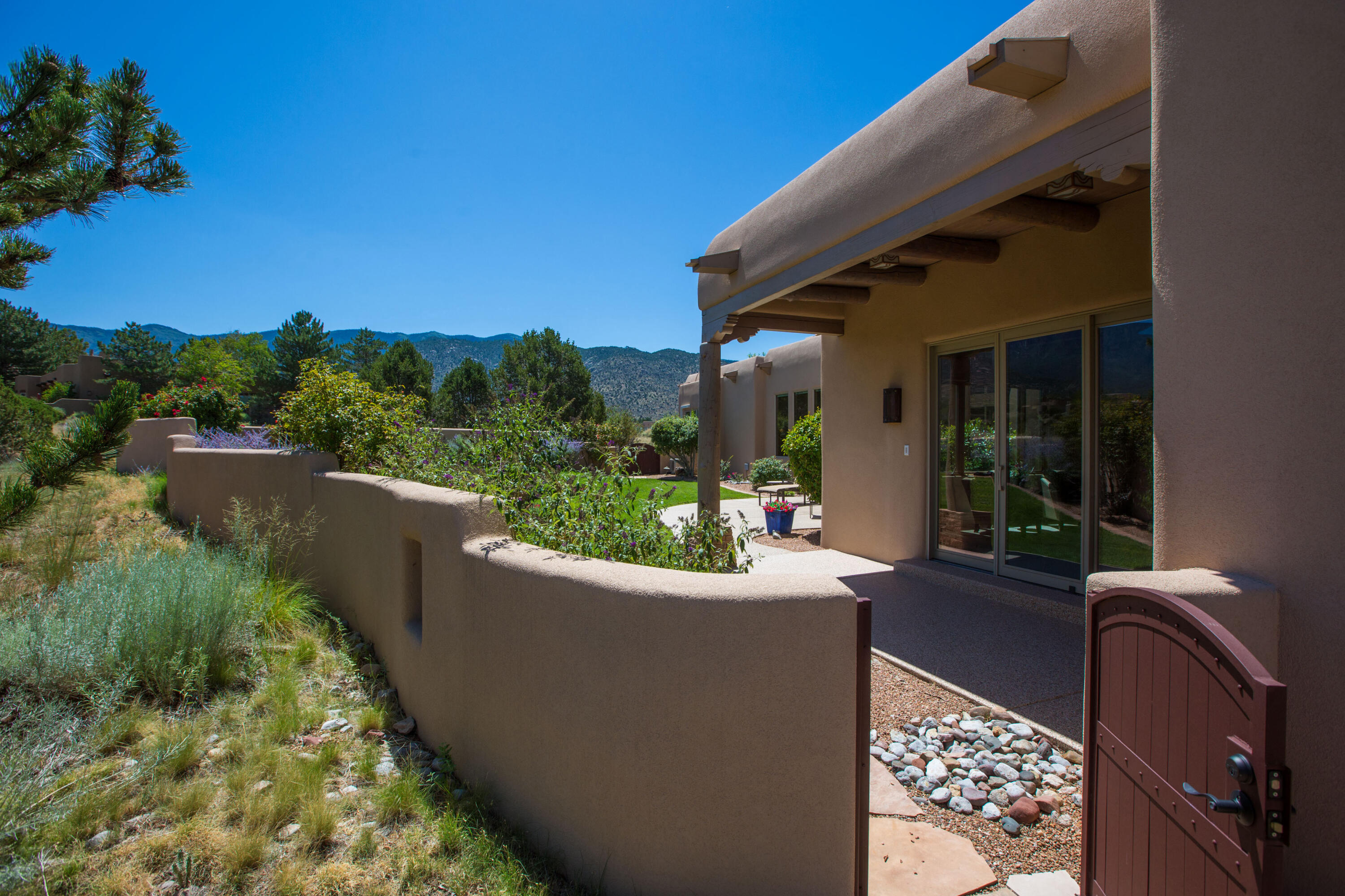 Photo 3 — 13501 Pino Canyon Place NE