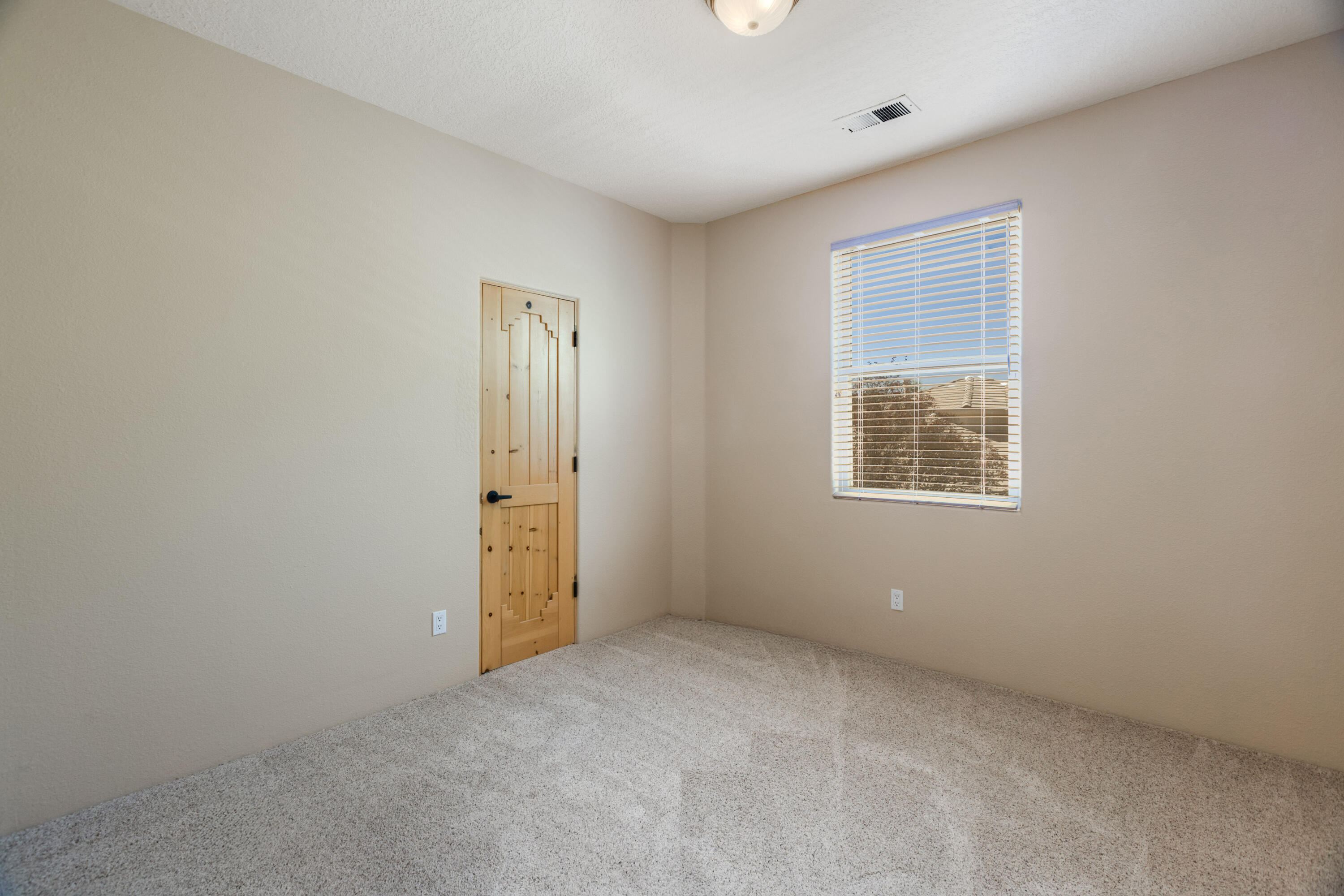 Photo 16 — 12804 Northern Sky Avenue NE