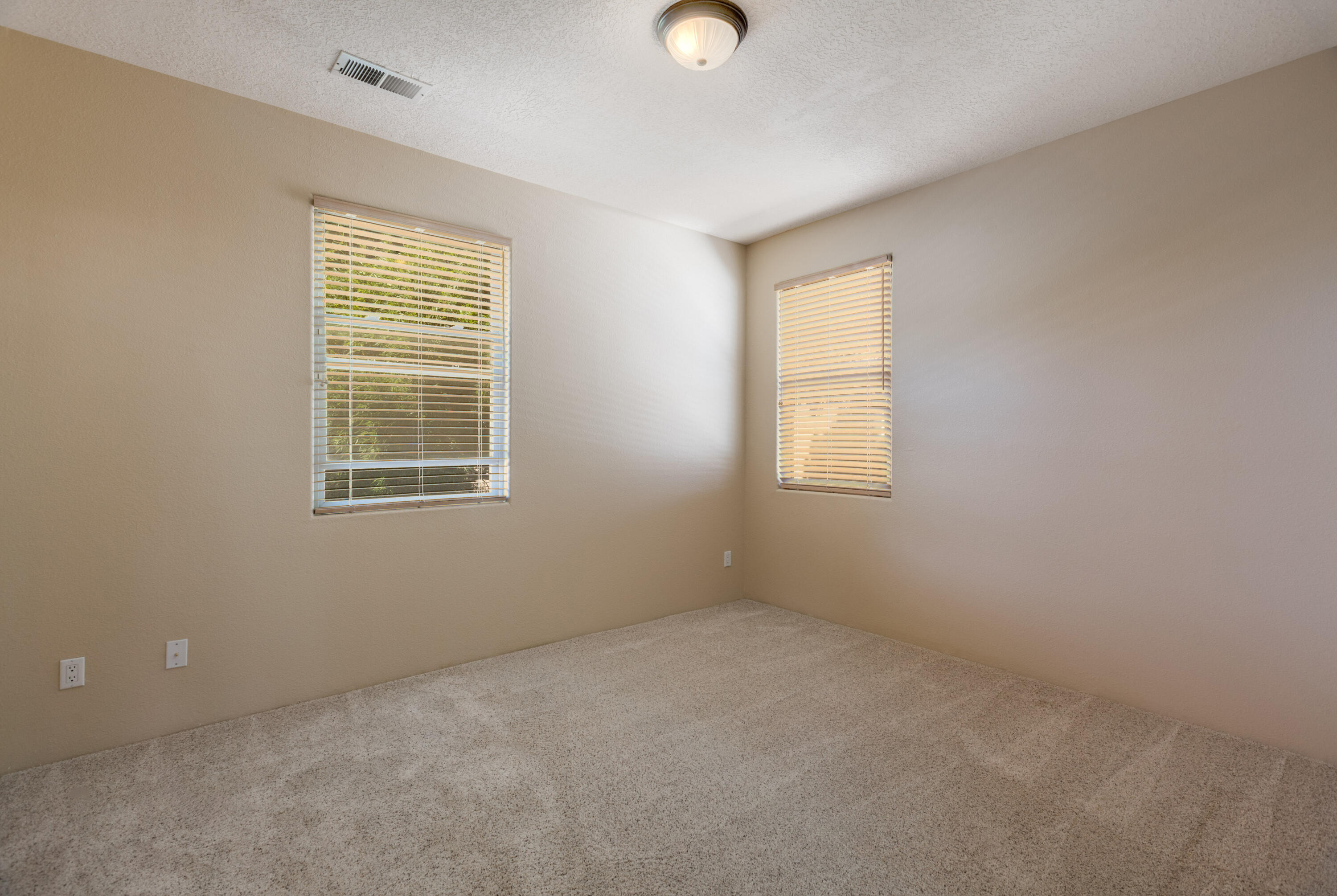 Photo 13 — 12804 Northern Sky Avenue NE