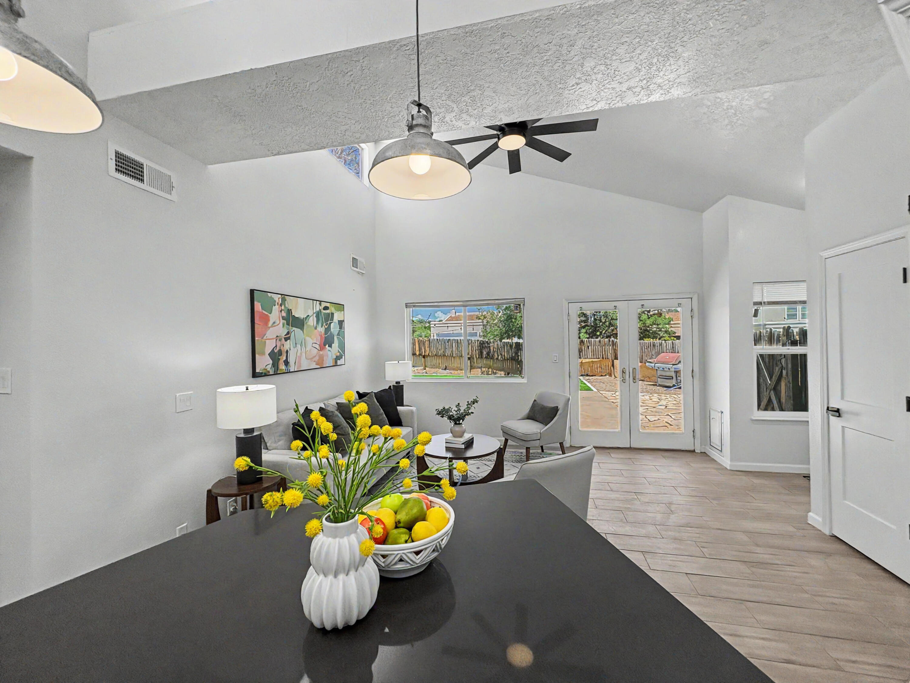 Photo 17 — 6821 Keeling Street NW