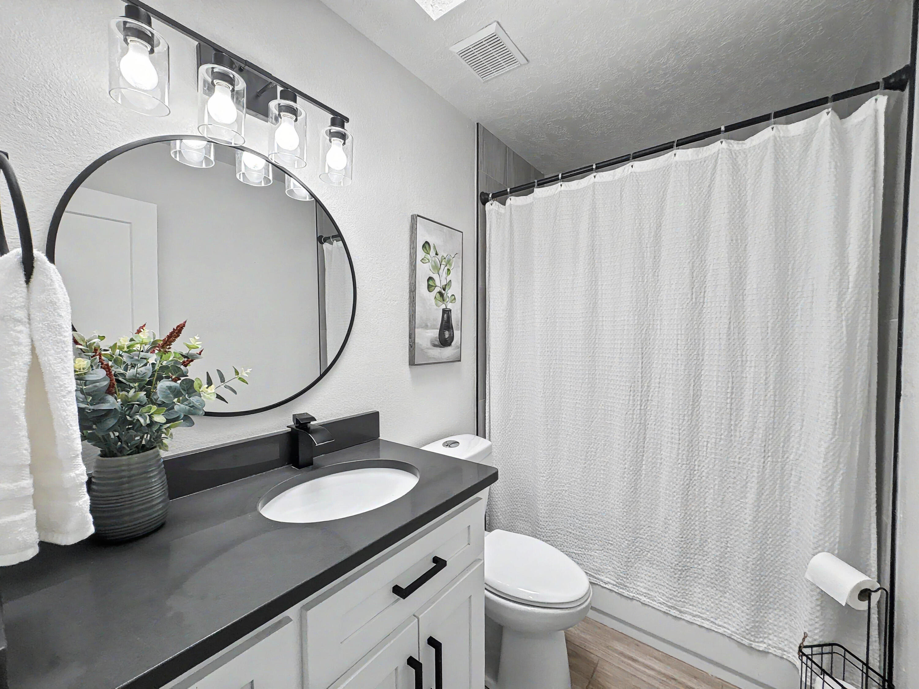 Photo 12 — 6821 Keeling Street NW
