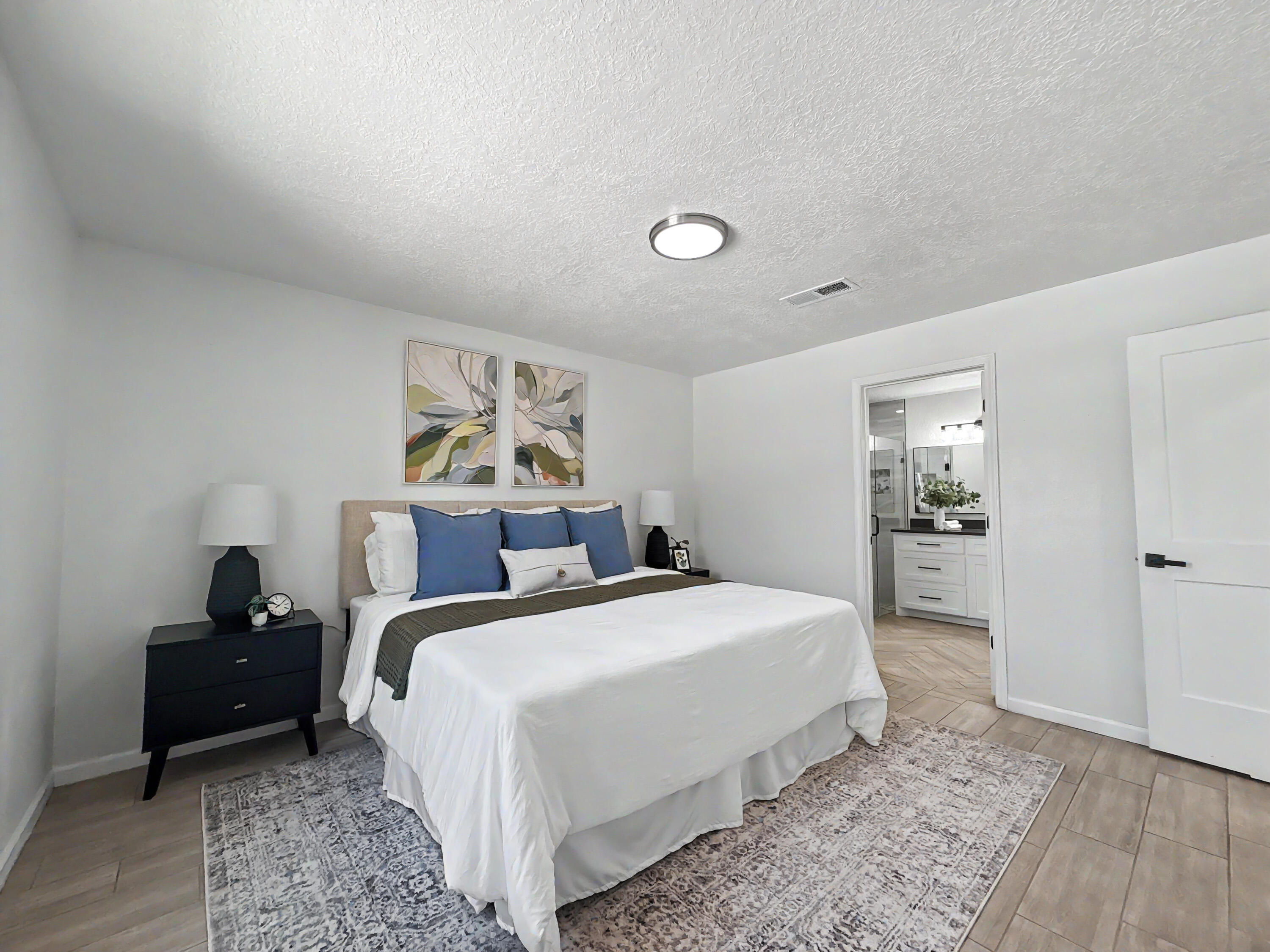 Photo 9 — 6821 Keeling Street NW