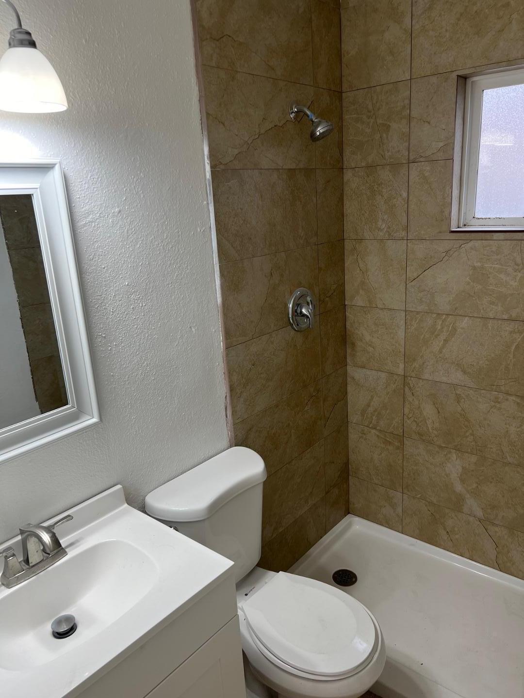 Photo 9 — 627 Chama Street SE 1
