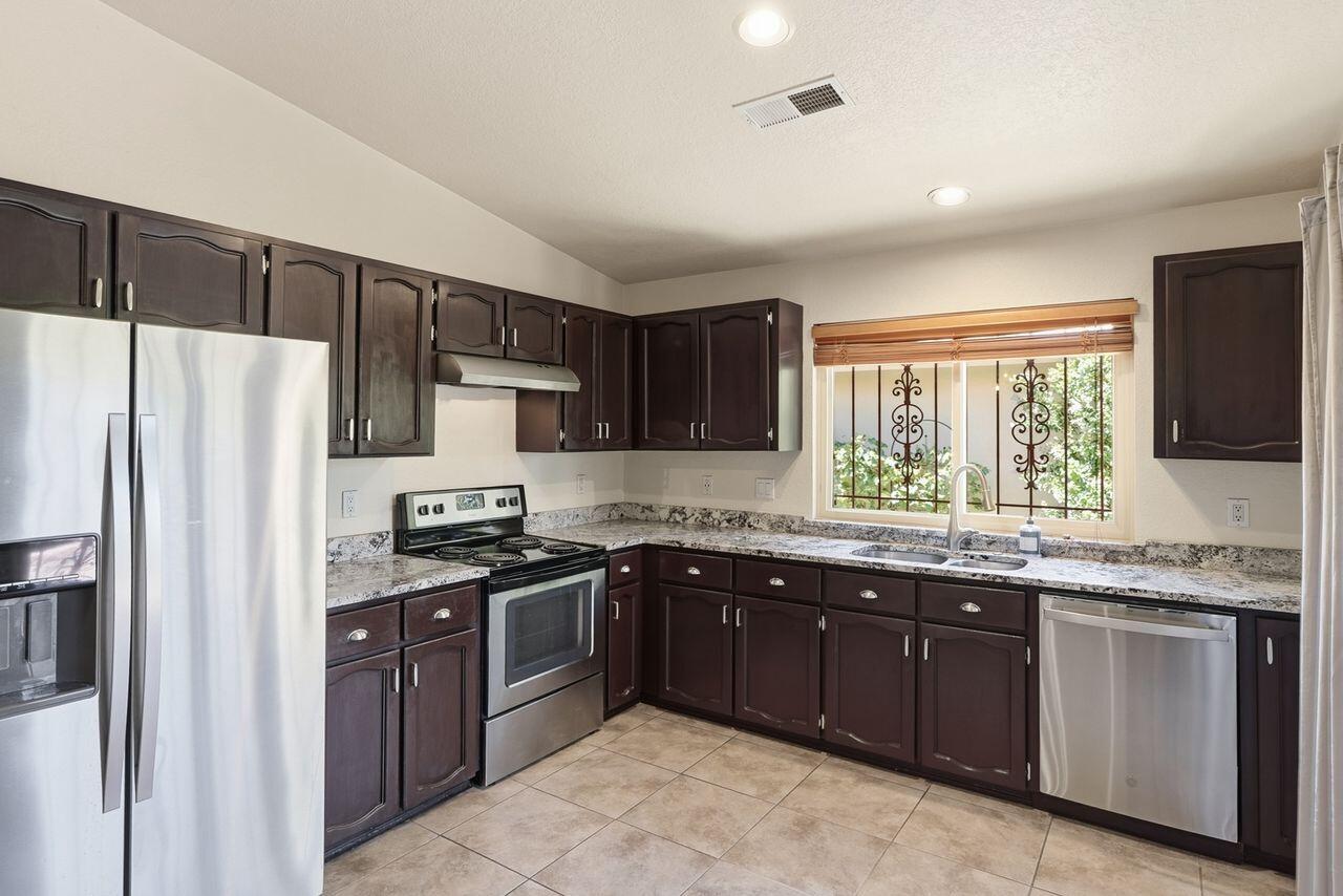 Photo 20 — 10613 Central Park Drive NE