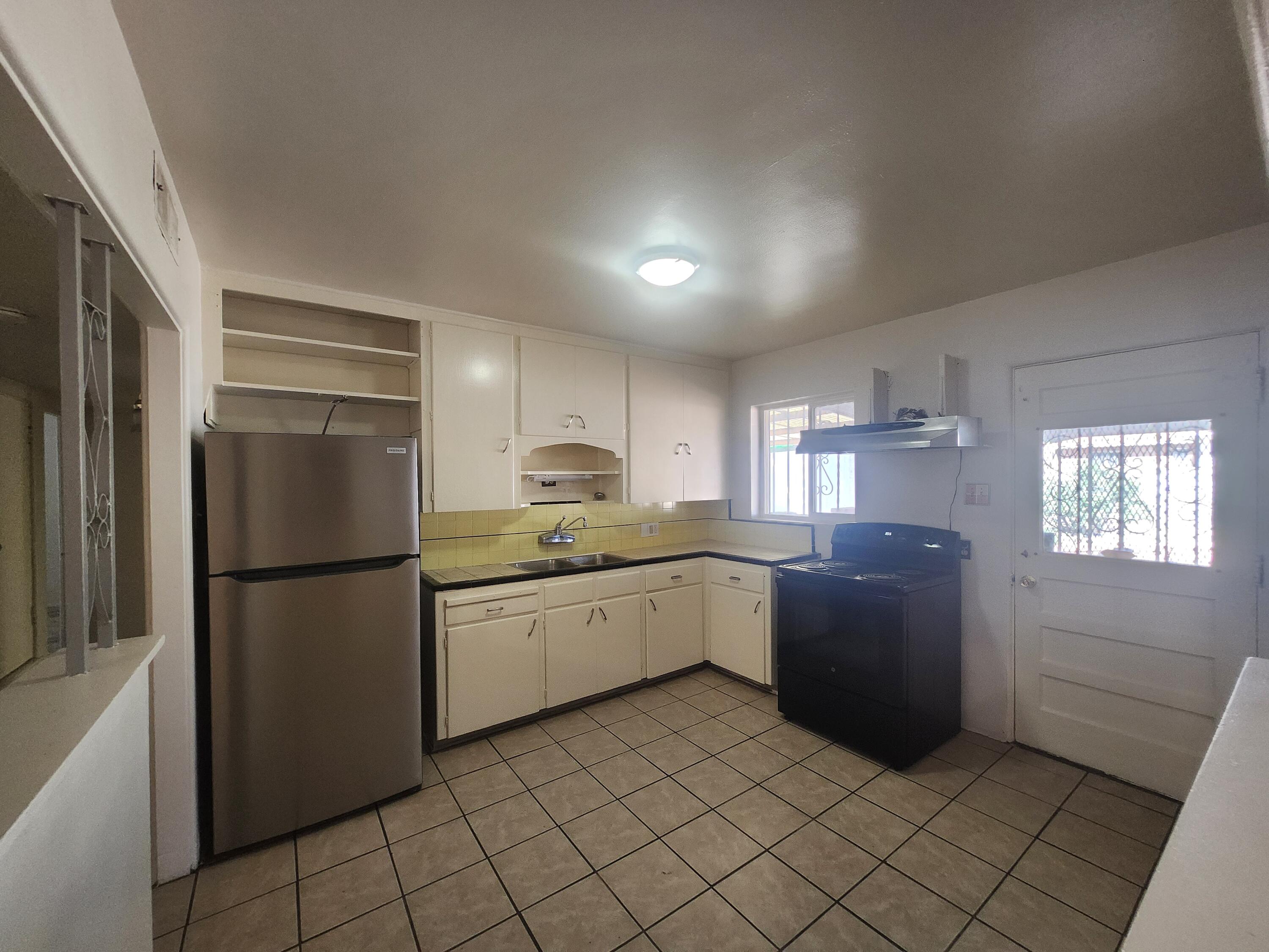 Photo 8 — 2518 Wyoming Boulevard NE