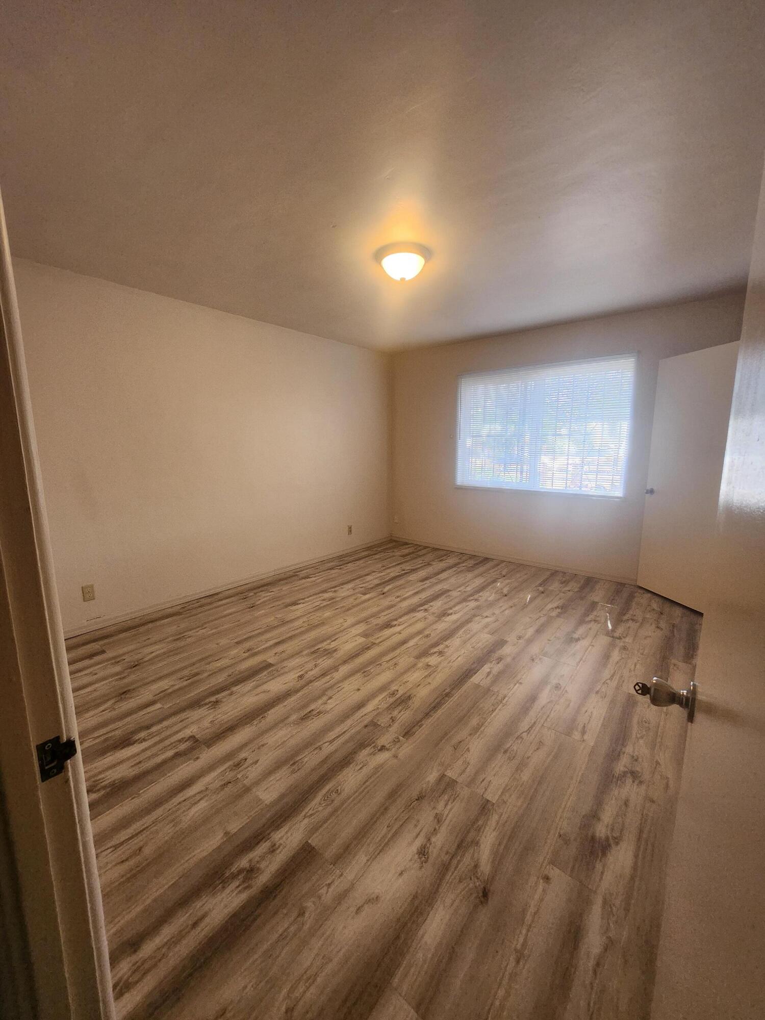 Photo 10 — 2518 Wyoming Boulevard NE