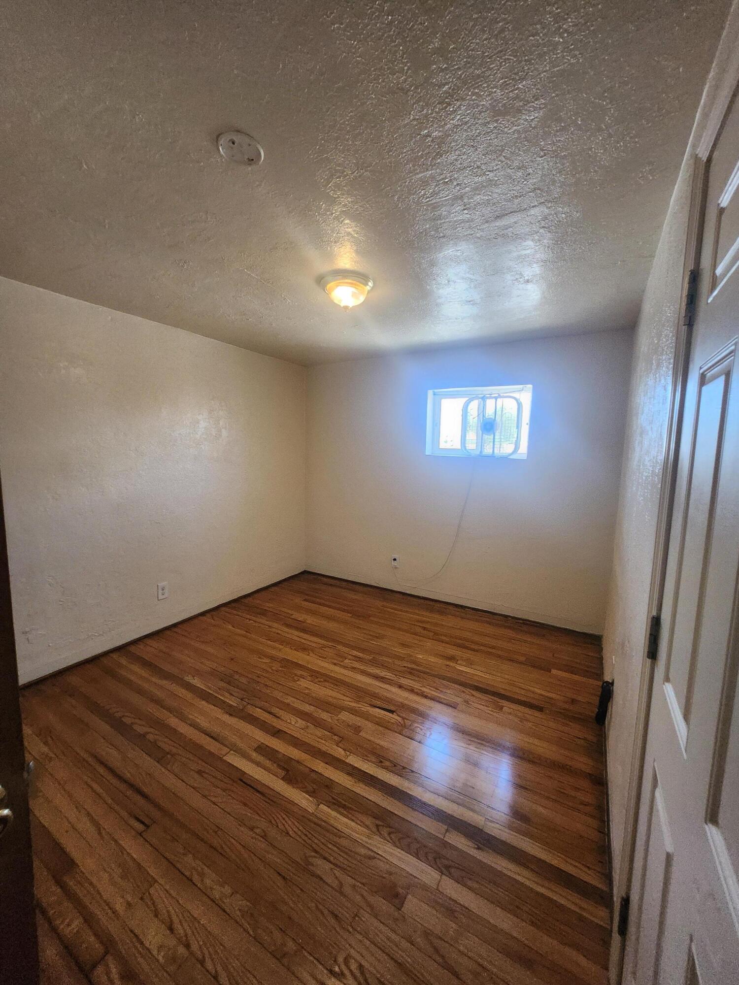 Photo 3 — 1306 Los Tomases Drive NW