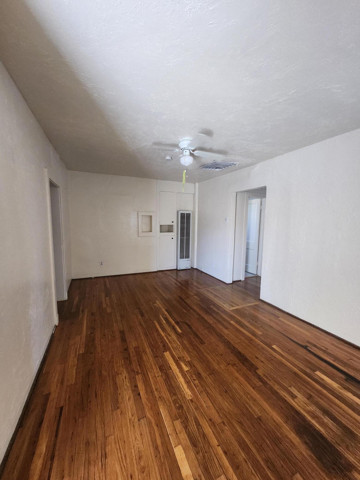 Photo 8 — 1306 Los Tomases Drive NW