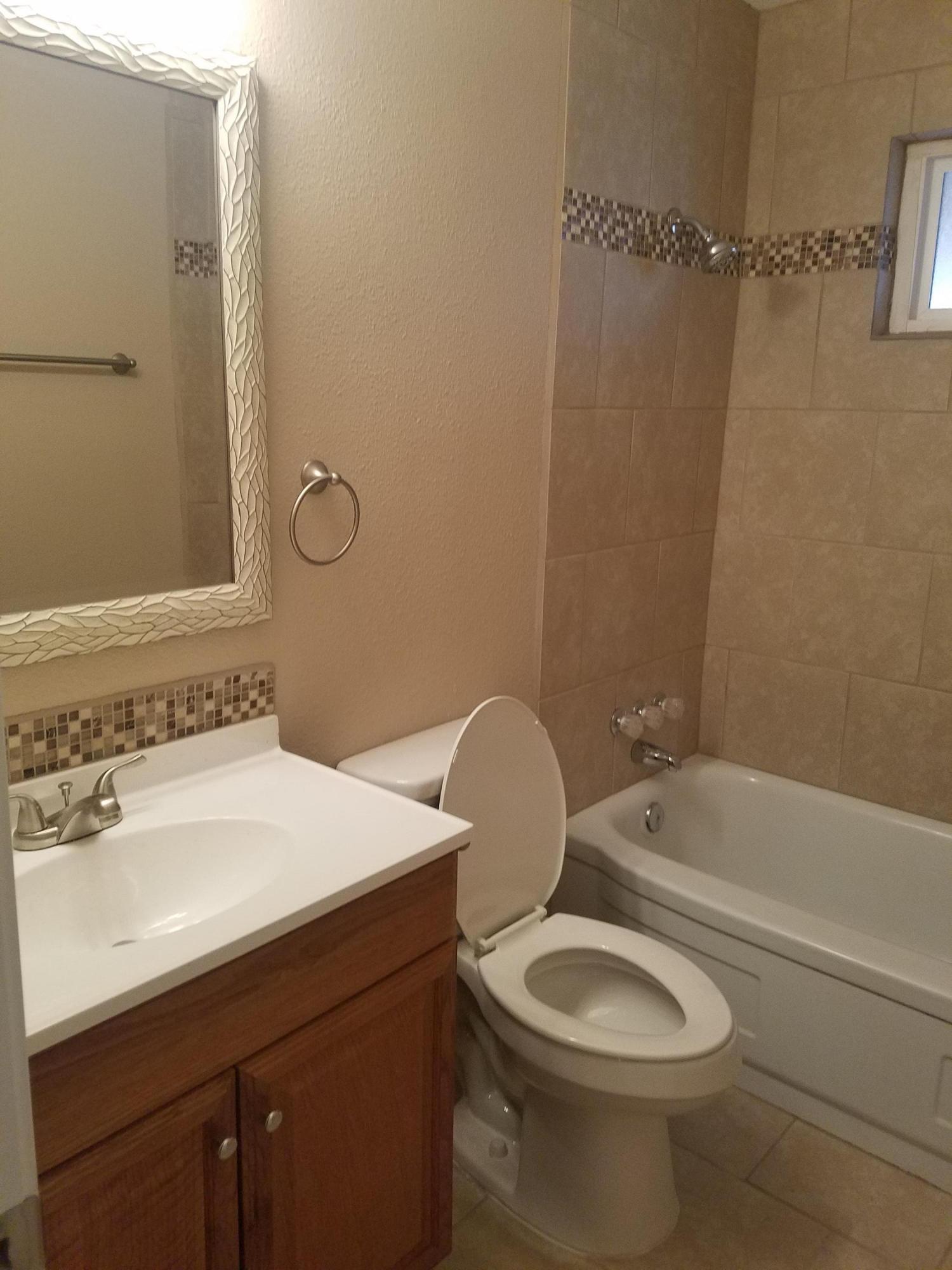 Photo 3 — 9036 Cordova Avenue NE