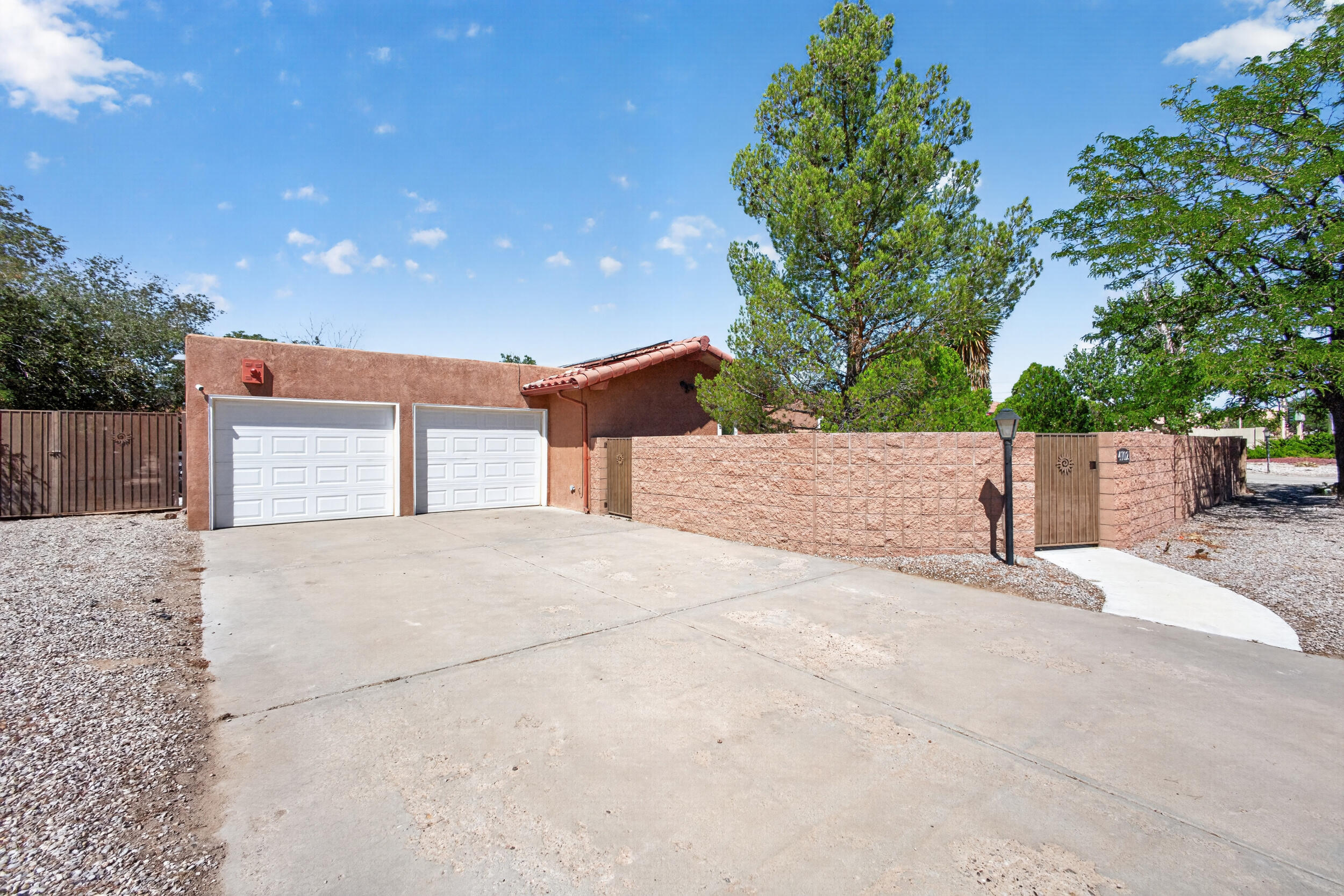 4102 Leon Grande Avenue SE, Rio Rancho, NM 87124