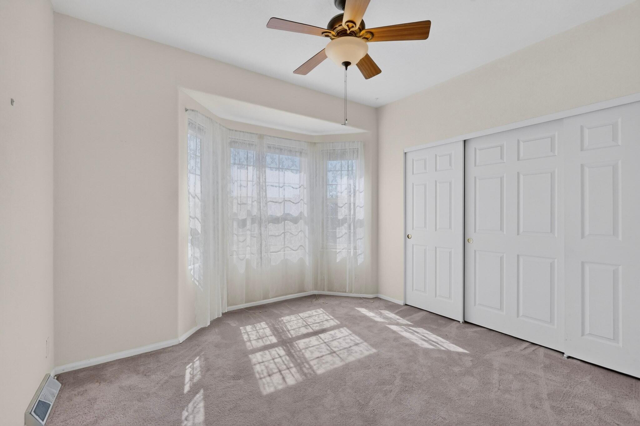 Photo 2 — 1013 12th Street SE
