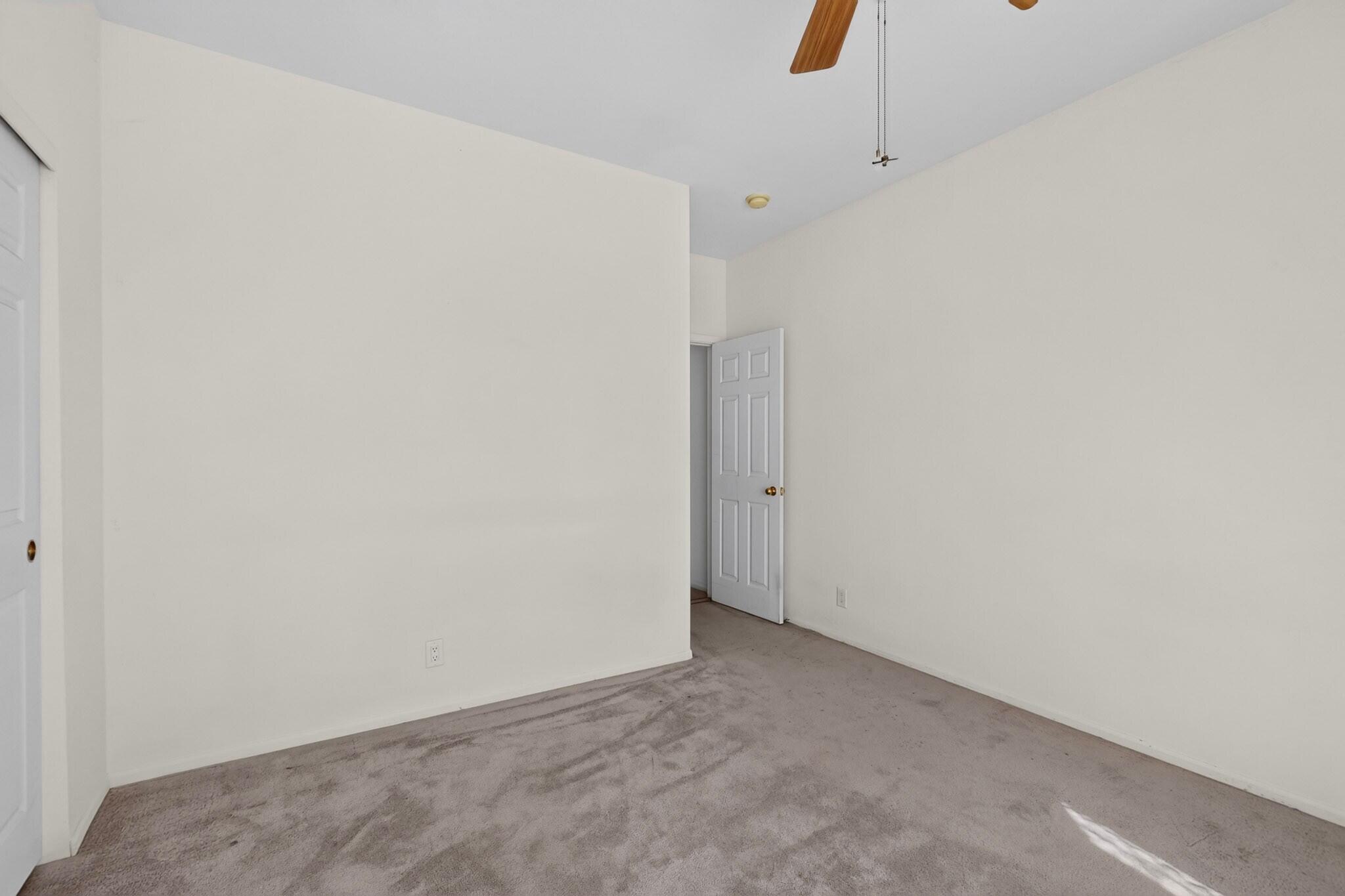 Photo 5 — 1013 12th Street SE