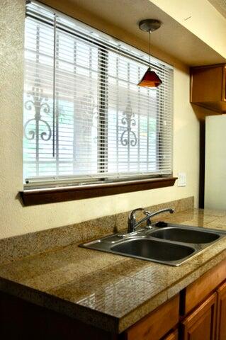 Photo 17 — 1100 Turner Drive NE