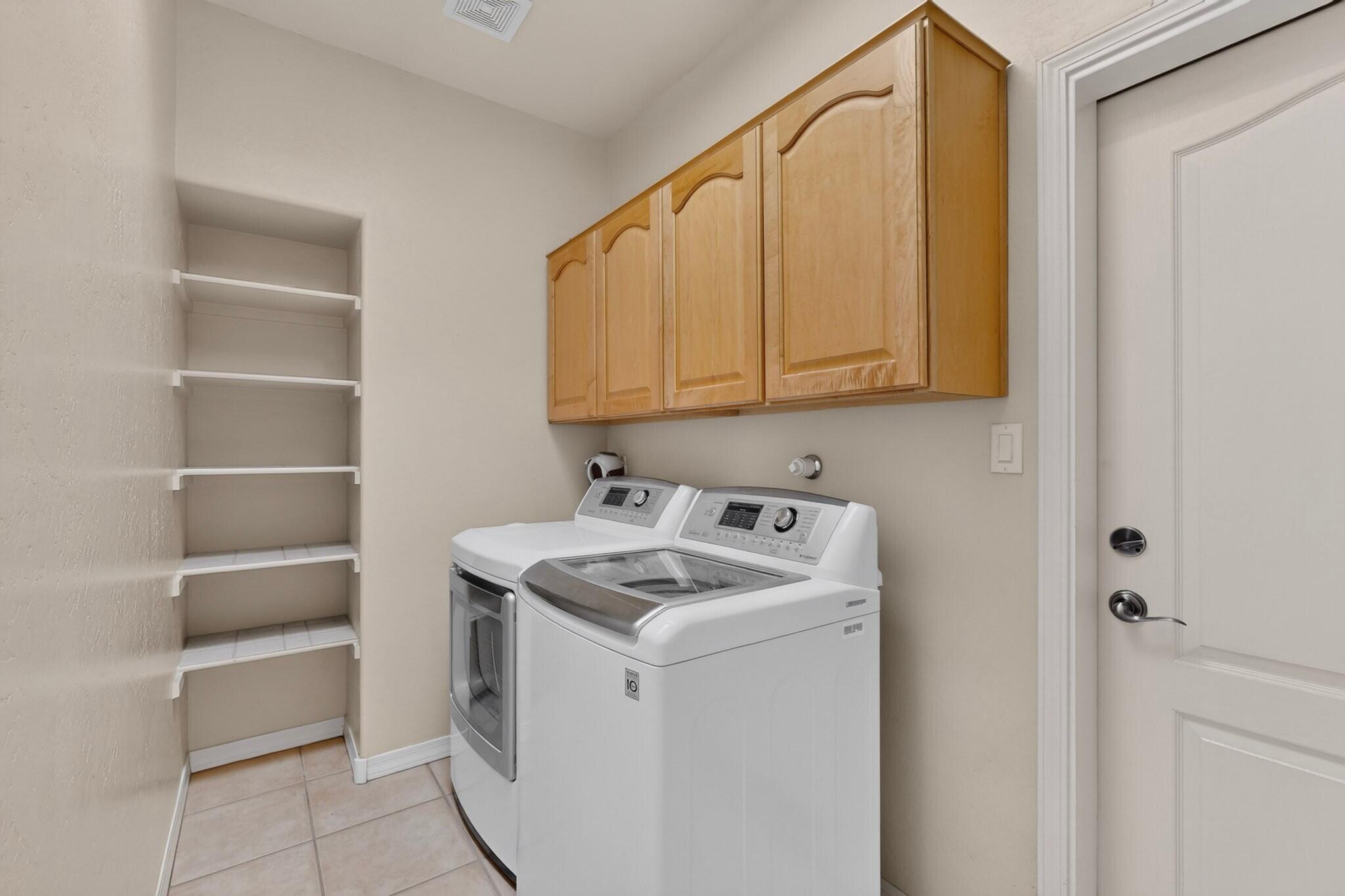 Photo 6 — 7100 Hawthorn Avenue NE