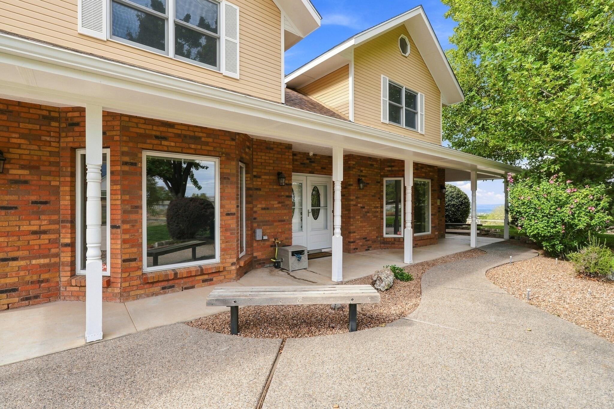 Photo 11 — 11308 Glendale Avenue NE