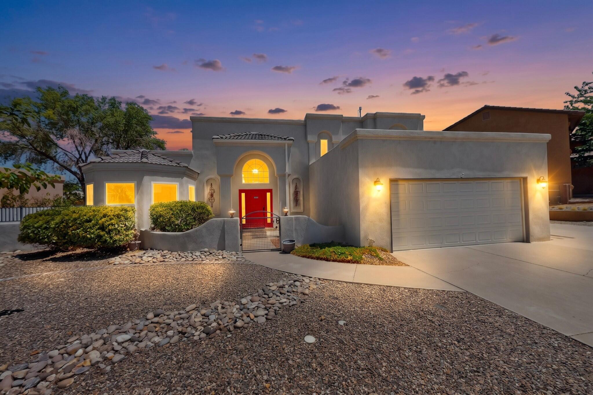 10524 Calle Sombra NW, Albuquerque, NM 87114