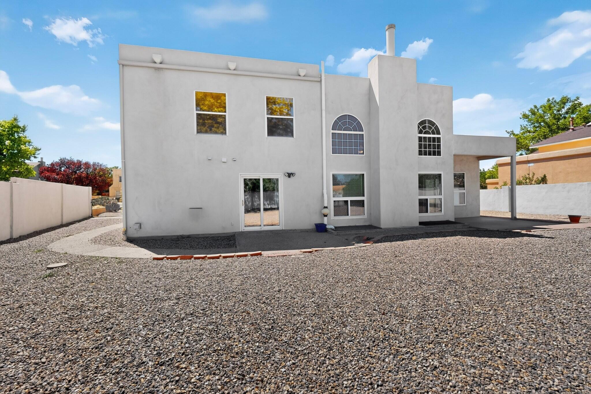 Photo 16 — 10524 Calle Sombra NW