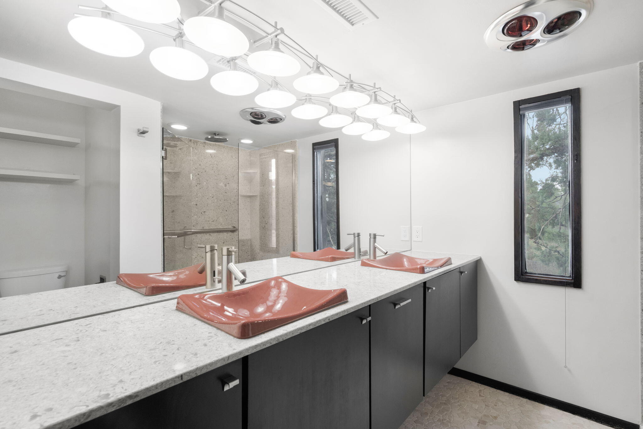 Photo 6 — 1070 Matador Drive SE