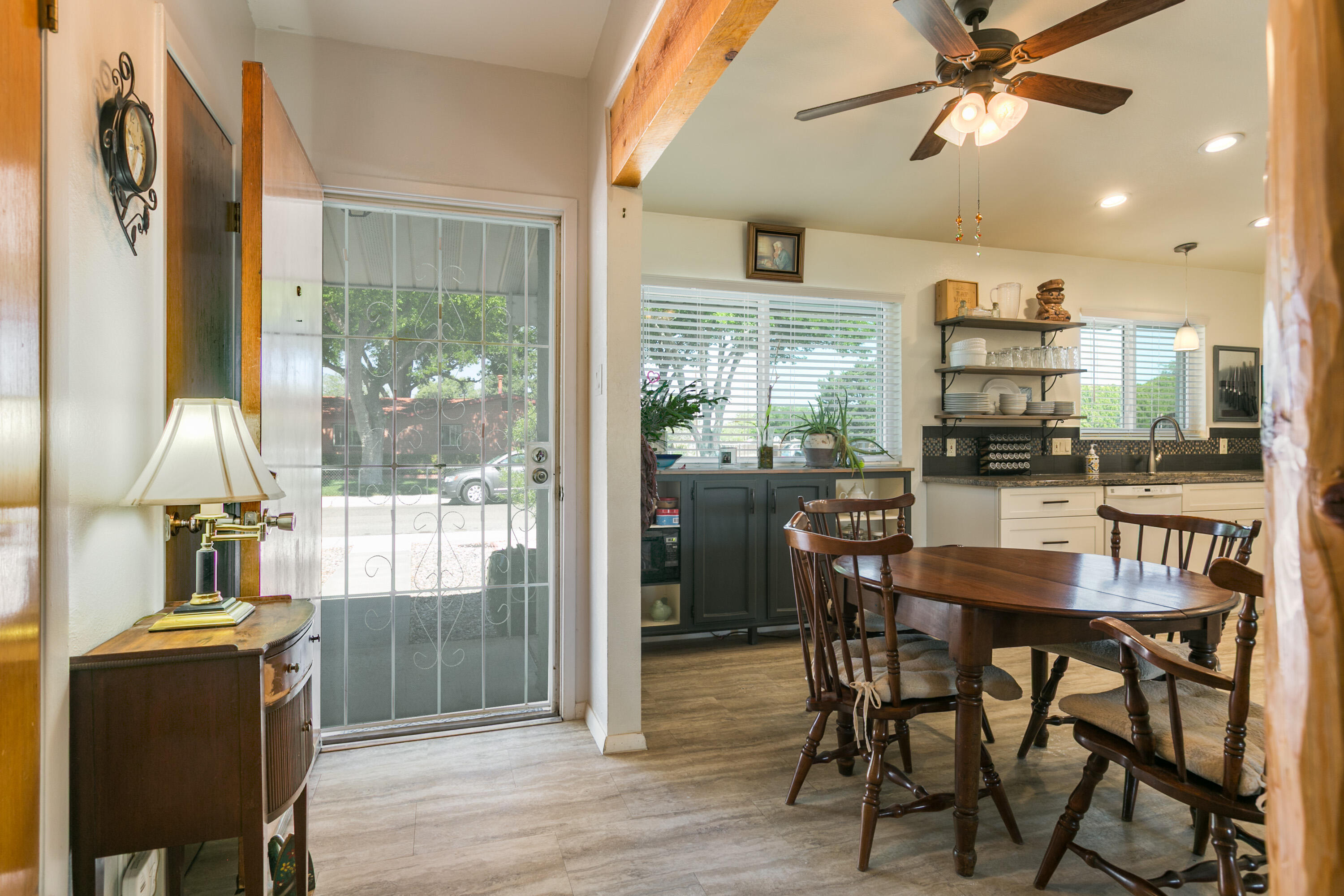 Photo 9 — 4128 Sunland Circle NW