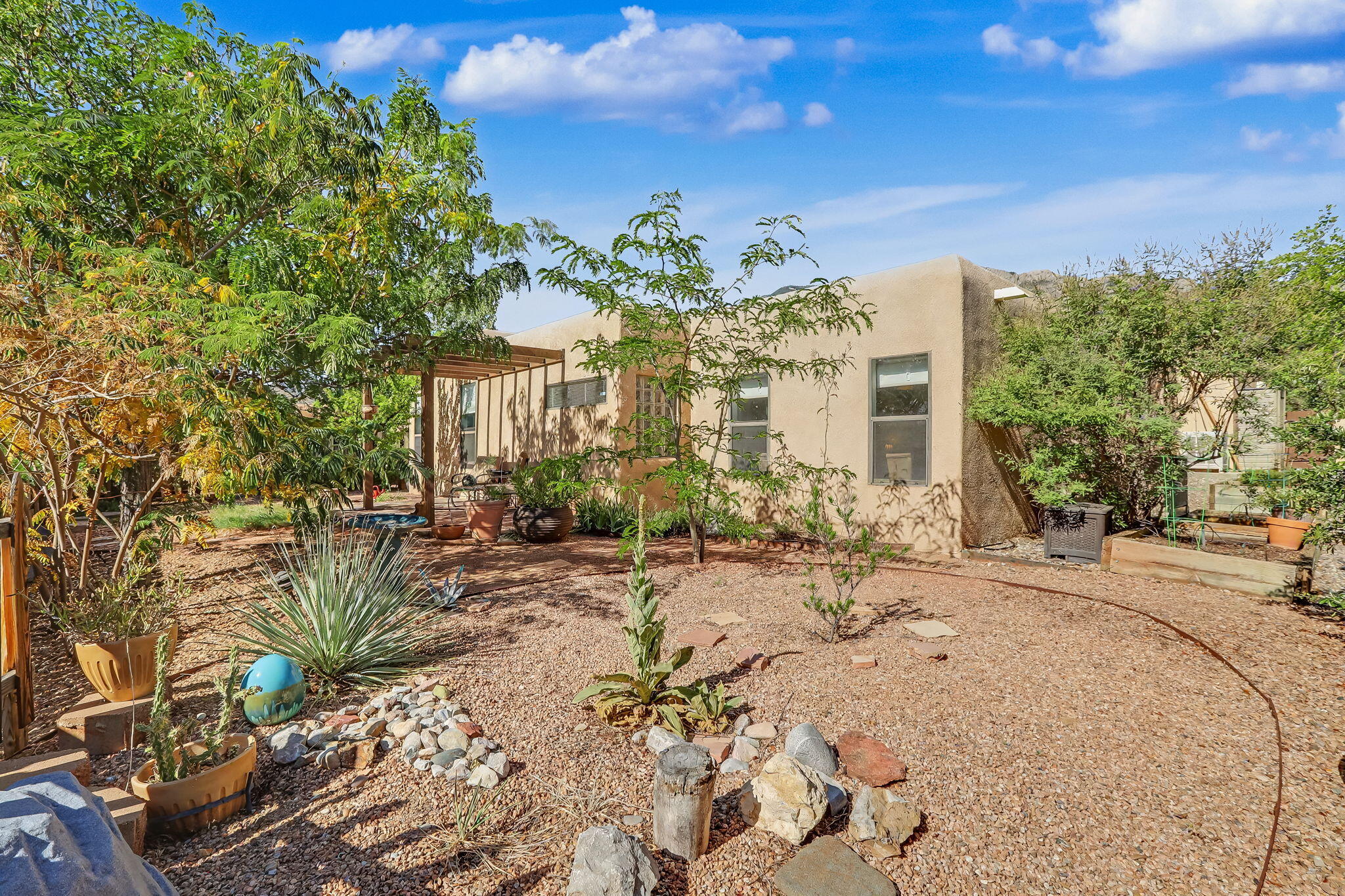 Photo 15 — 2879 Brushwood Street NE