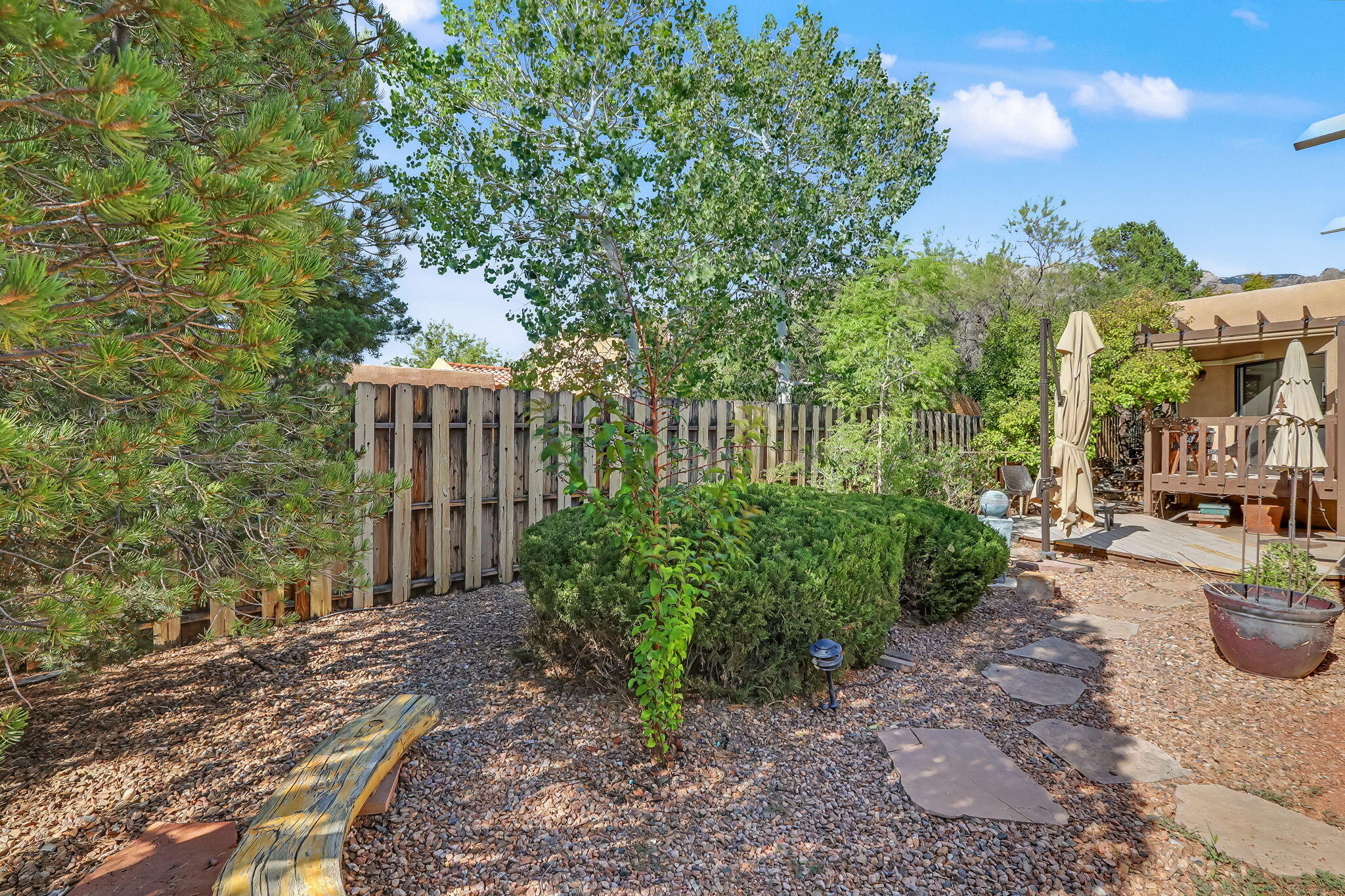 Photo 18 — 2879 Brushwood Street NE