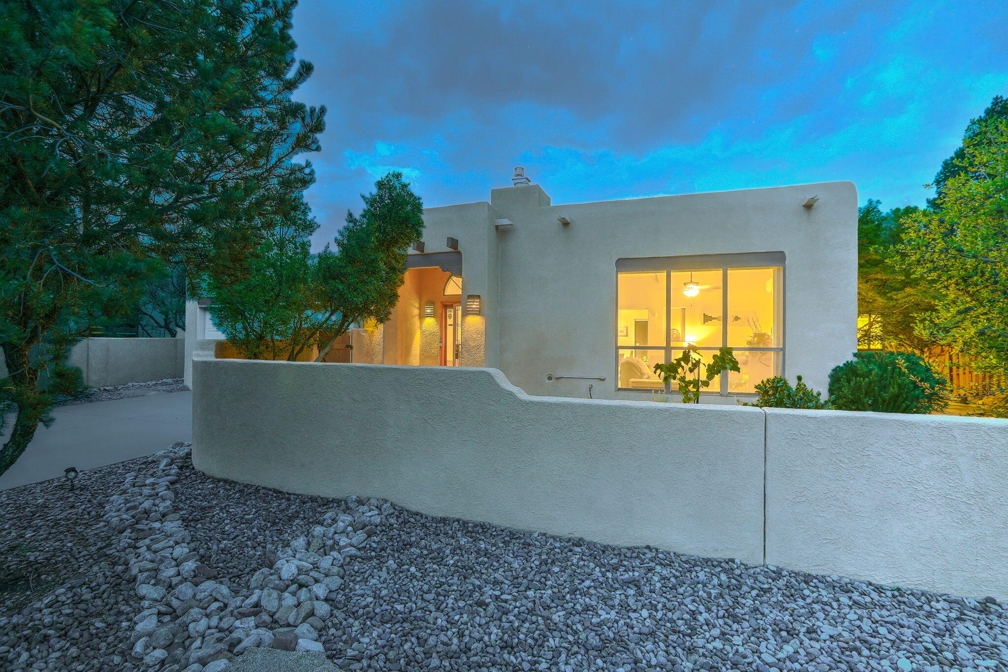 Photo 3 — 2879 Brushwood Street NE