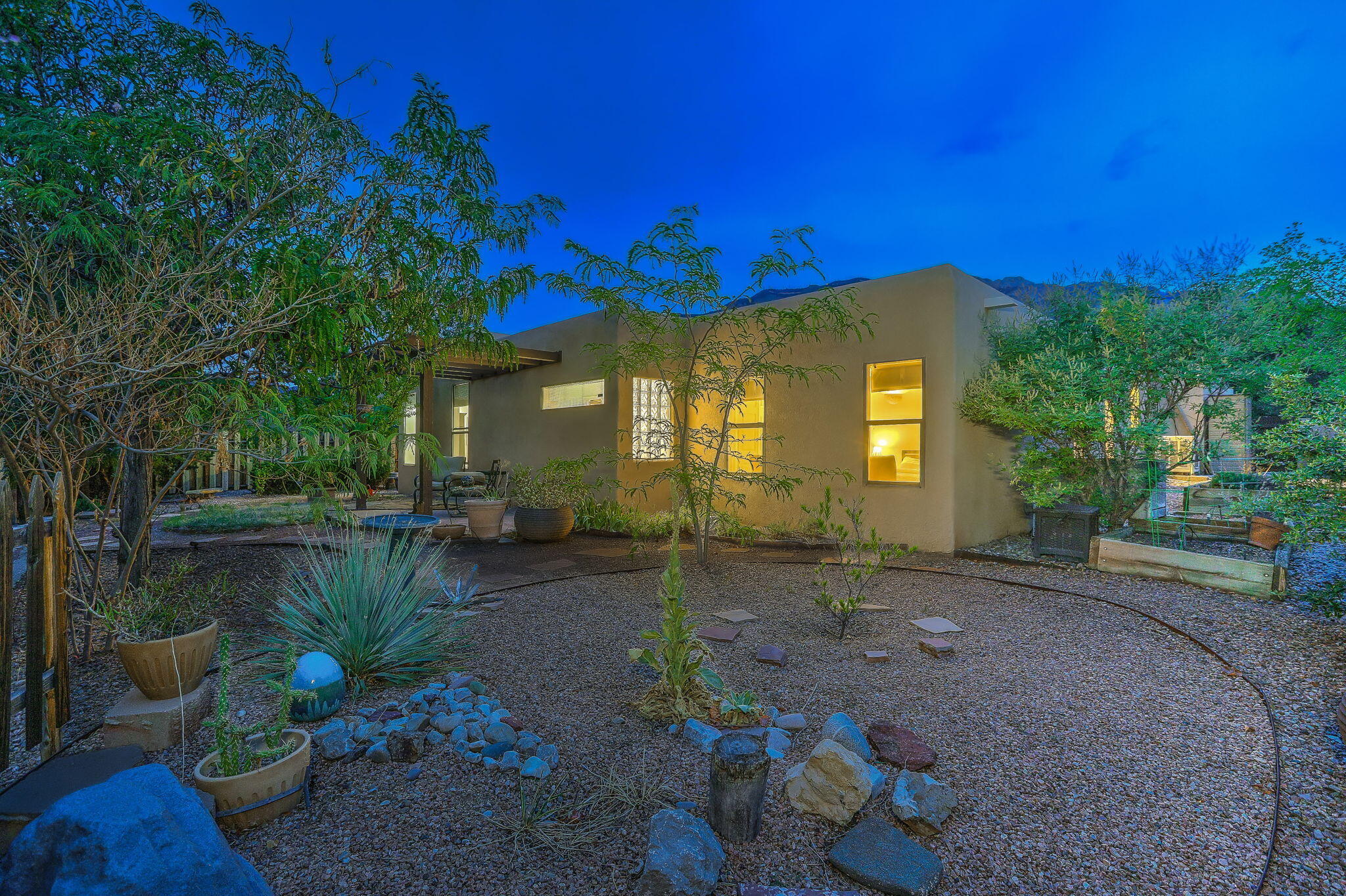 Photo 10 — 2879 Brushwood Street NE