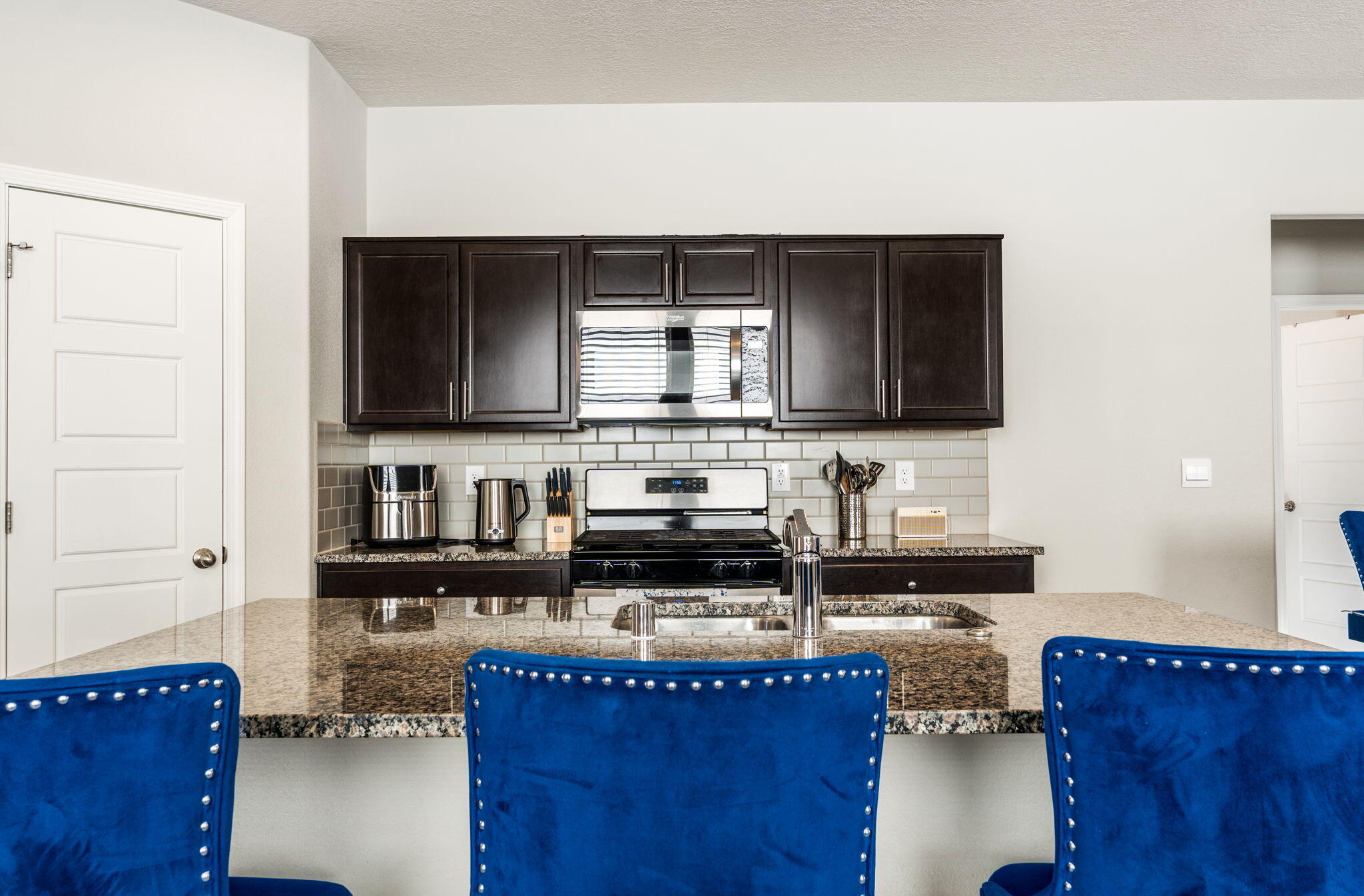 Photo 11 — 6488 Gannett Drive NE