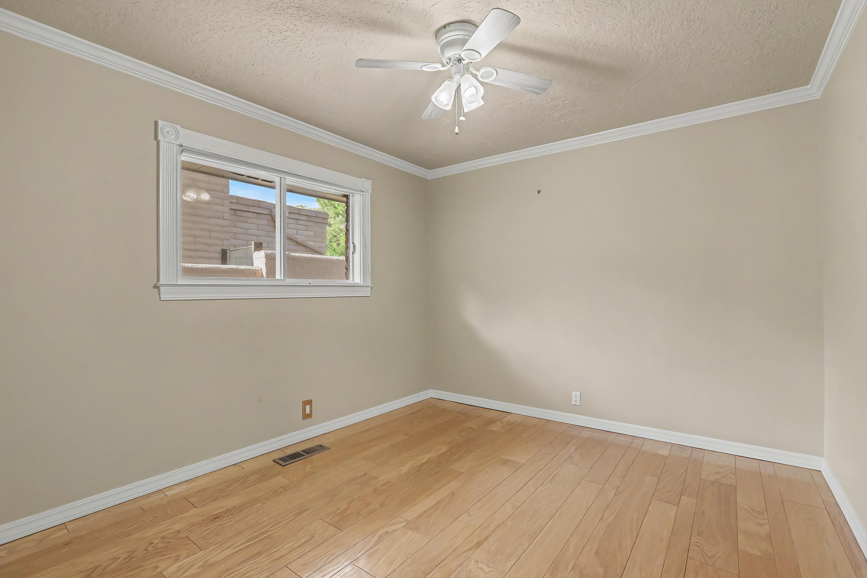 Photo 12 — 7820 Charger Trail NE