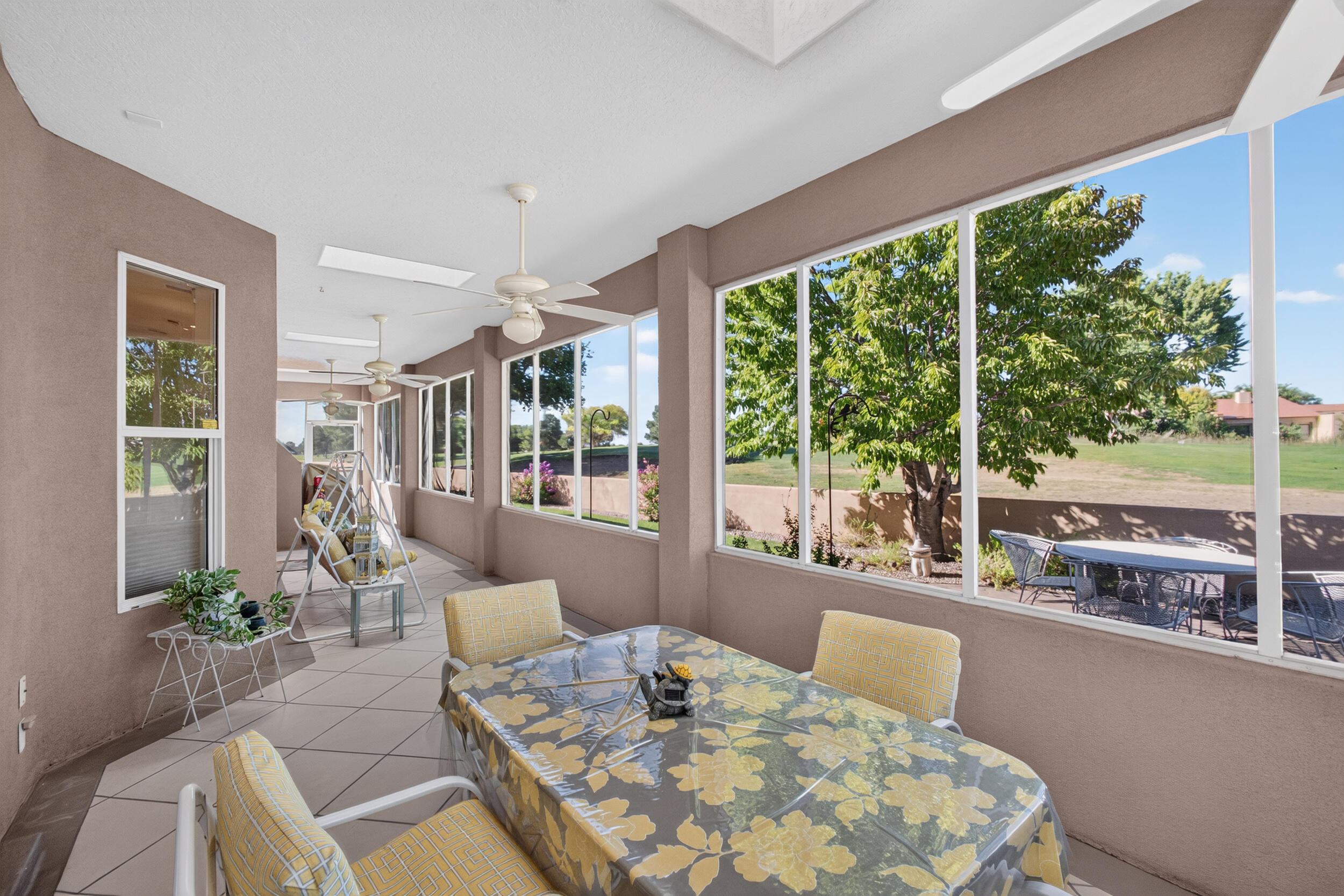 Photo 4 — 657 Frederico Boulevard